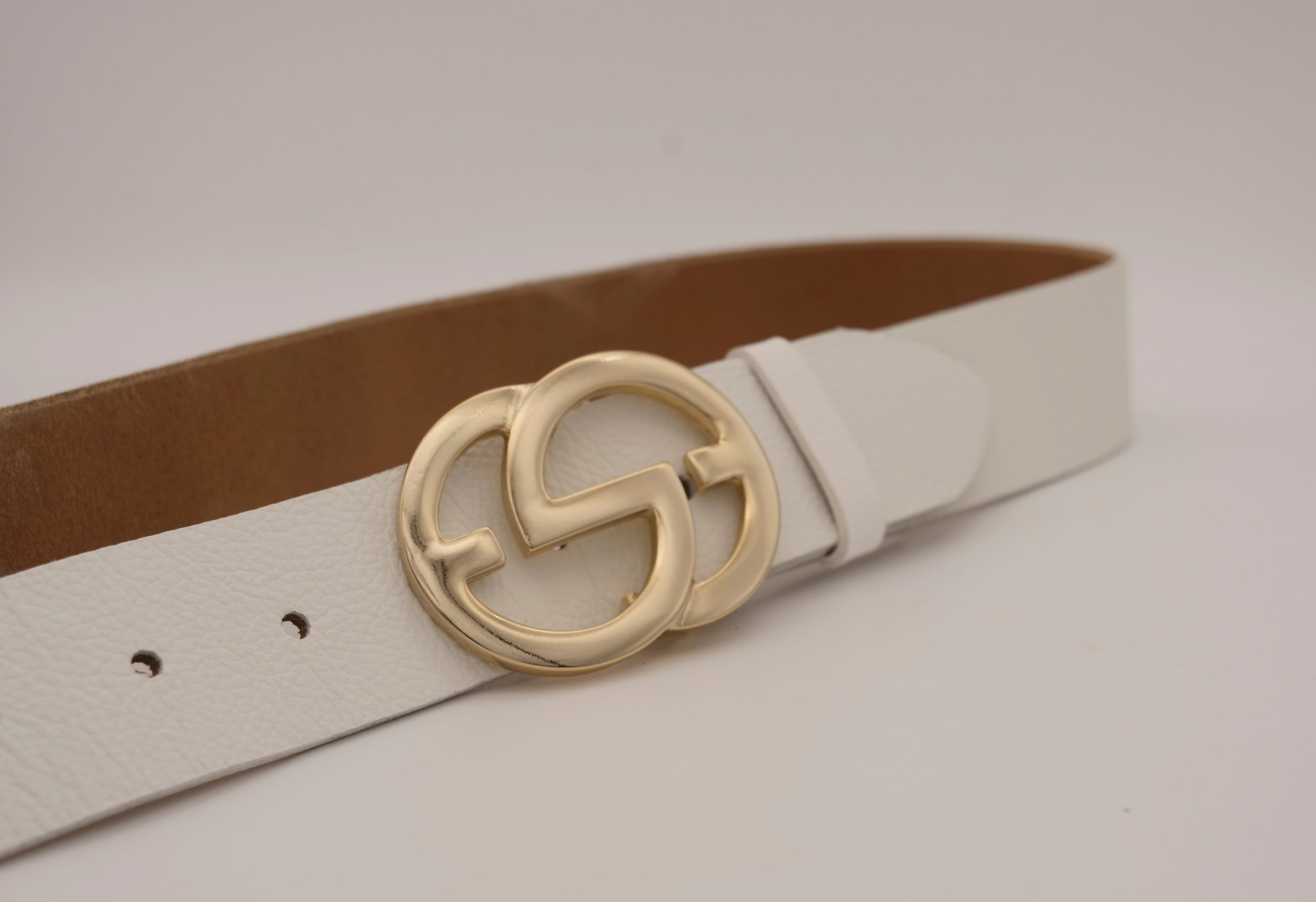 AnnaMatoni Ledergürtel, mit goldener Schließe
