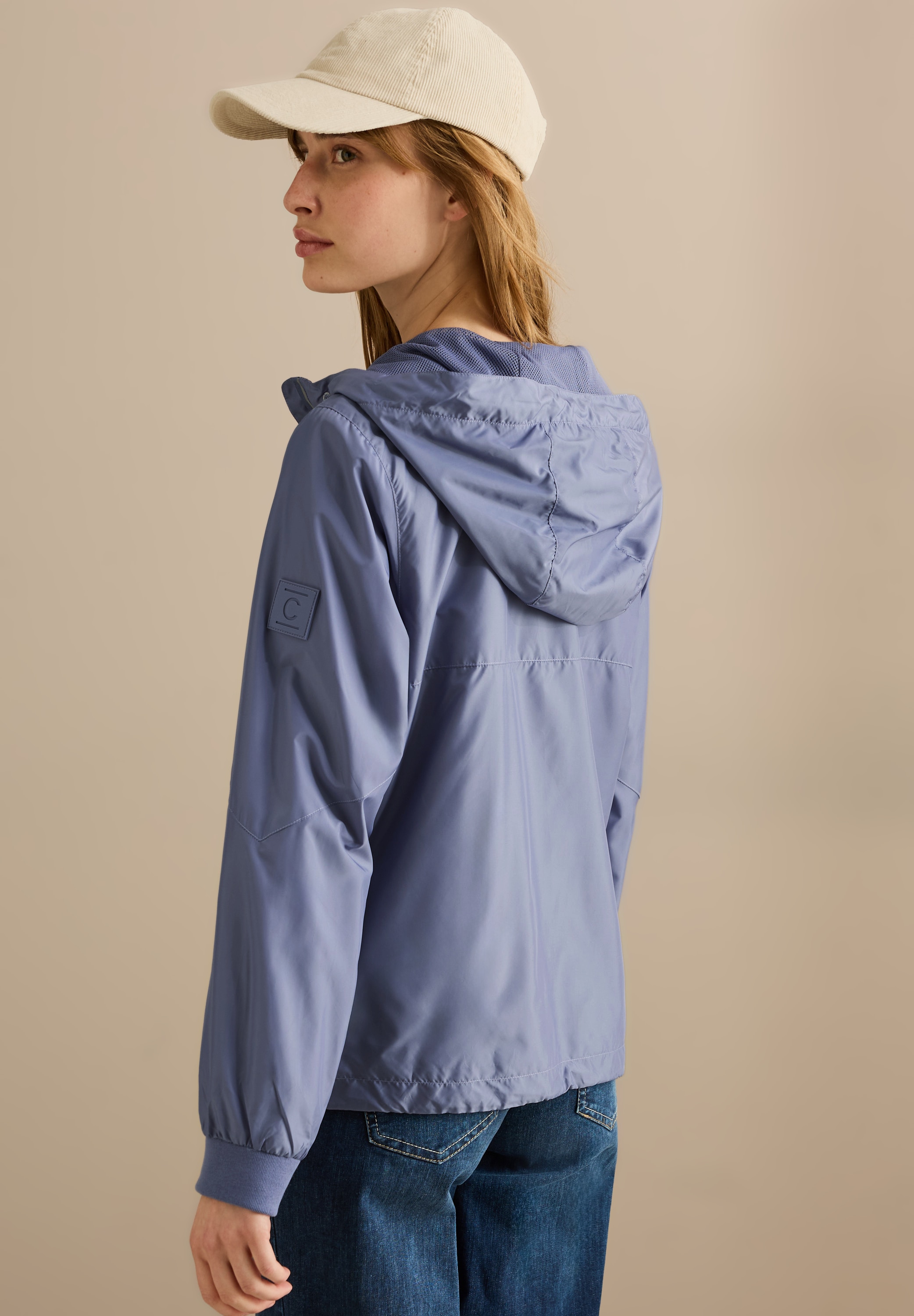Cecil Windbreaker, mit Kapuze, mit Kapuze und Tunnelzug