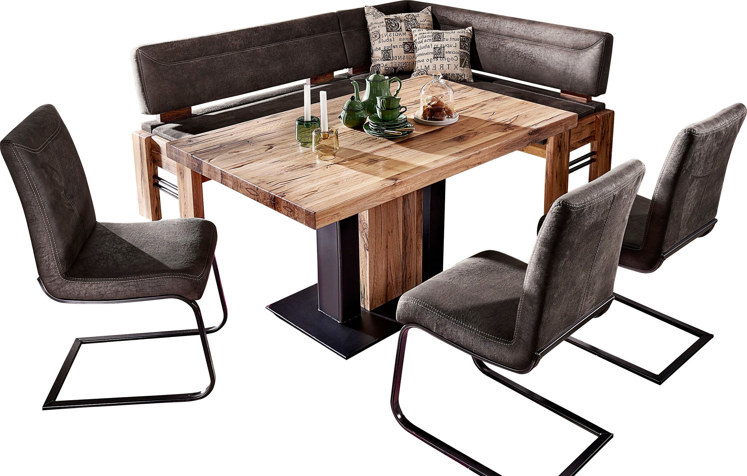 K+W Komfort & Wohnen Eckbankgruppe »Floyd«, (Set, 5 tlg.), Stauraum-Eckbank, wahlweise rechts oder links langer Schenkel 203cm, 3 Freischwinger und Tisch in Massivholz mit Roheisen, Breite 140cm