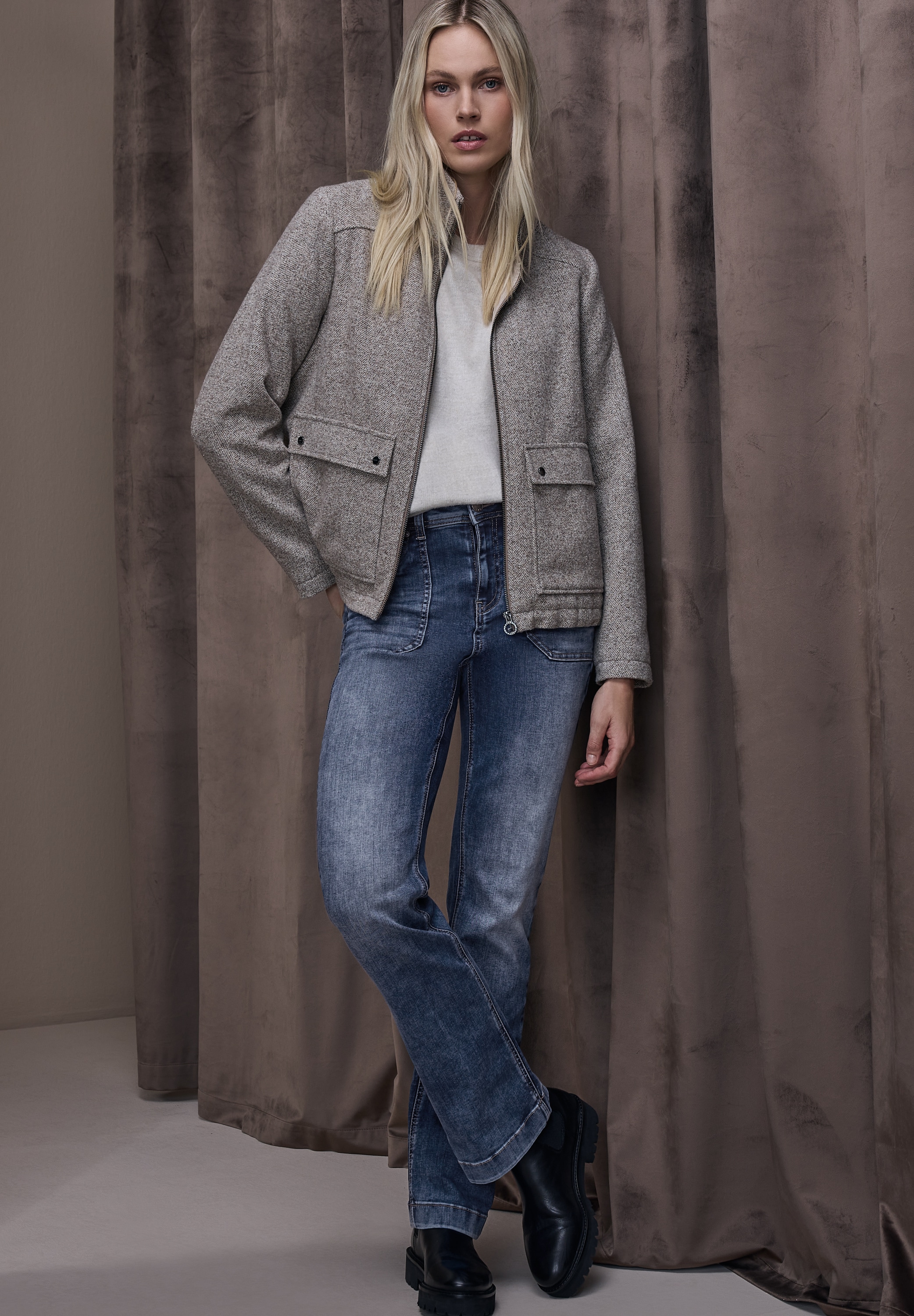 STREET ONE Bootcut-Jeans High Waist, Slim Fit