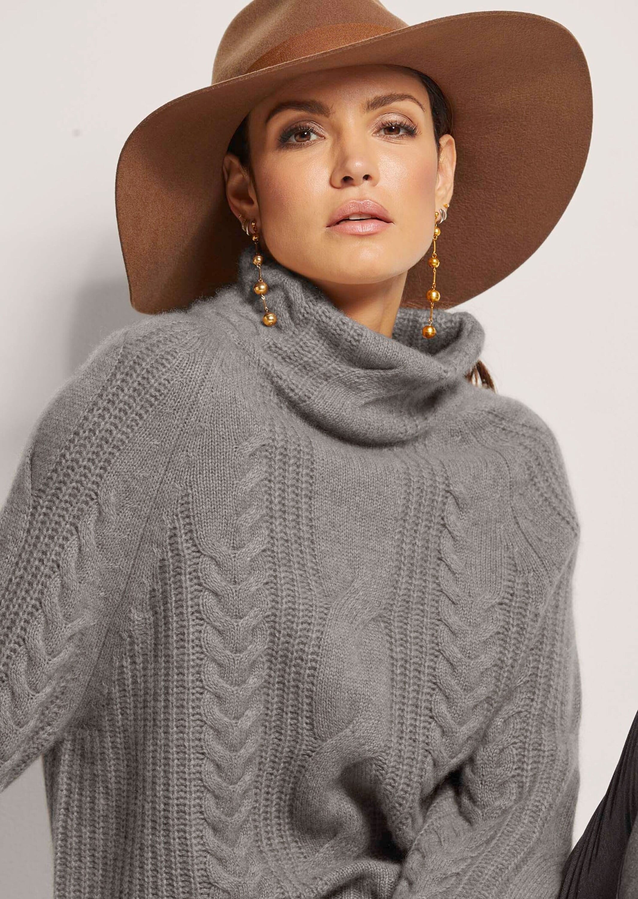 MADELEINE Longpullover »Pullover Stehkragen-Pullover mit Kaschmir«