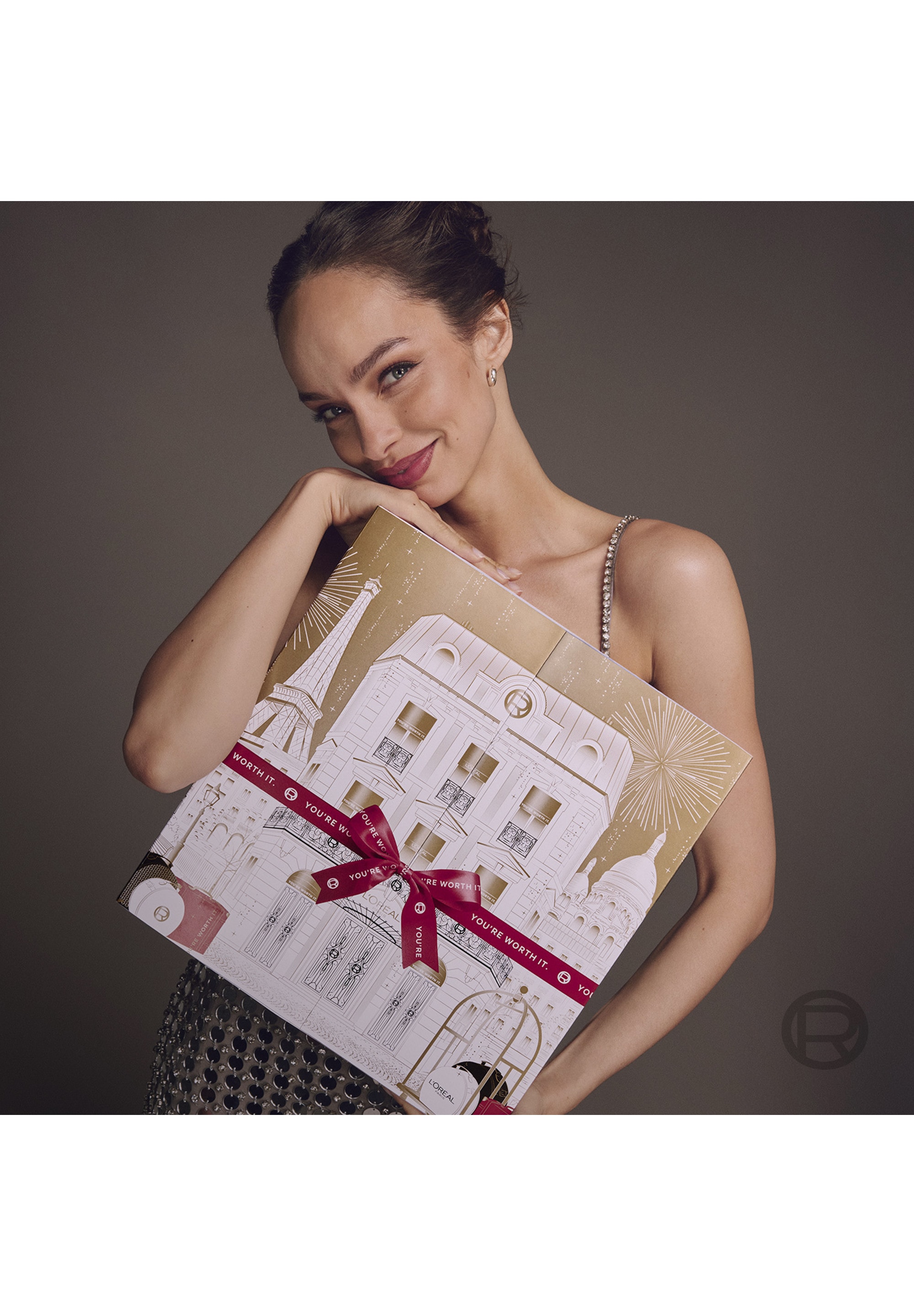 L'ORÉAL PARIS Kosmetik-Adventskalender »L'Oréal Paris 24 Tage Beauty Adventskalender 2025« ab 13 Jahren