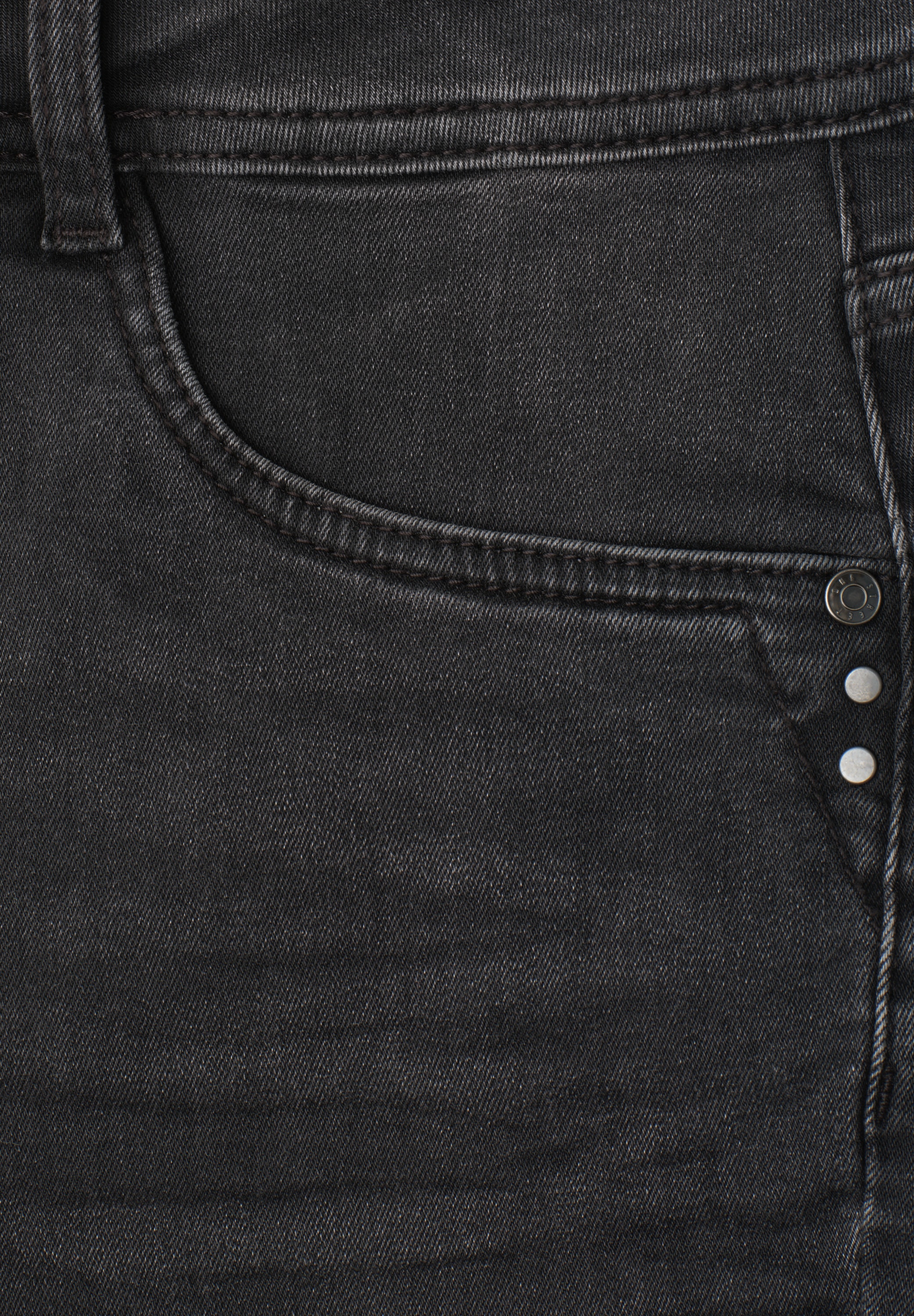STREET ONE Bootcut-Jeans »Style Blaire« im Slim Fit / Stretch