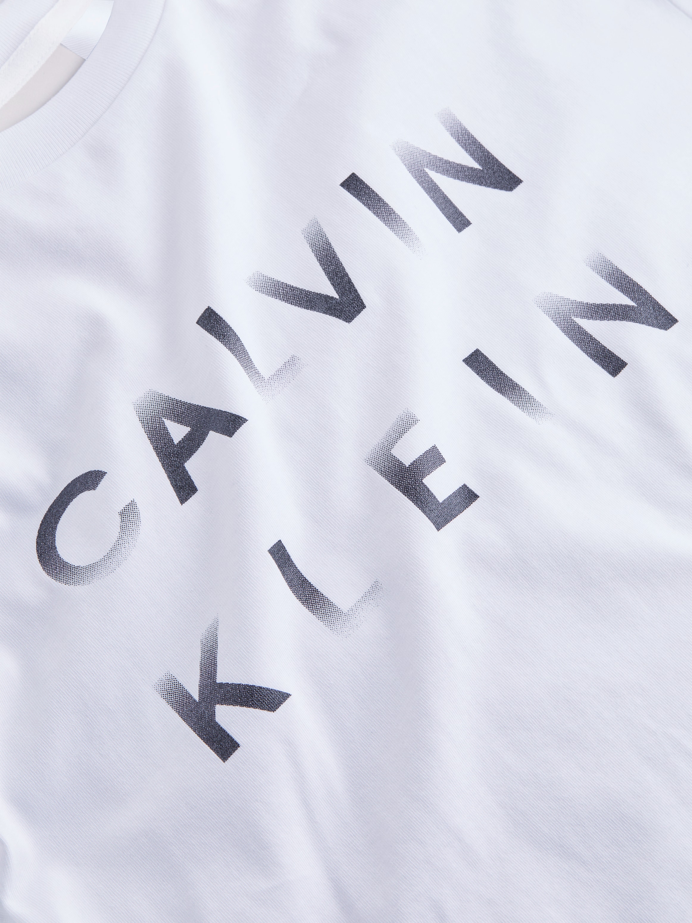Calvin Klein T-Shirt »CP-ENLARGED LOGO T-SHIRT«, mit Logo auf der Brust