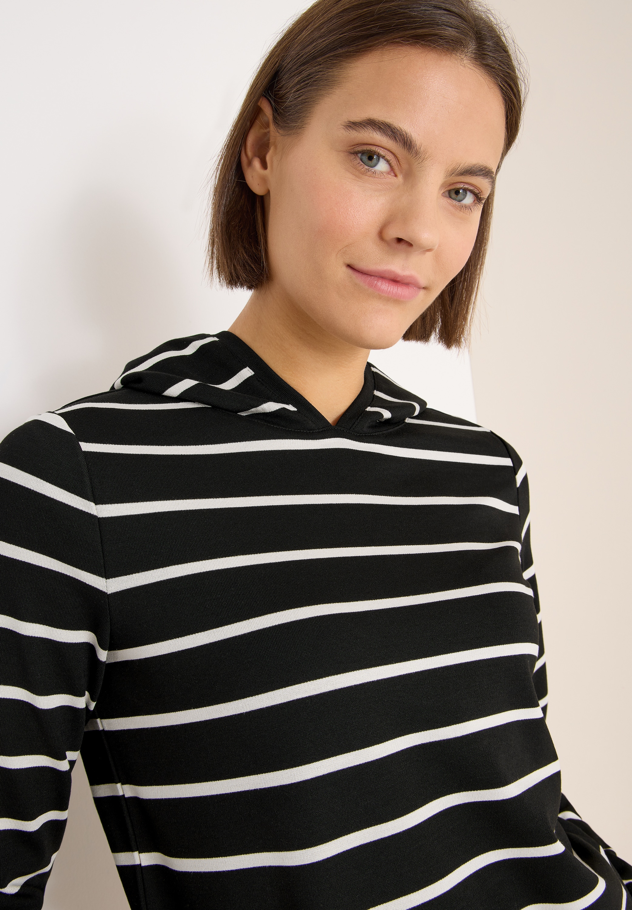 Cecil Hoodie , gestreift, mit Kapuze
