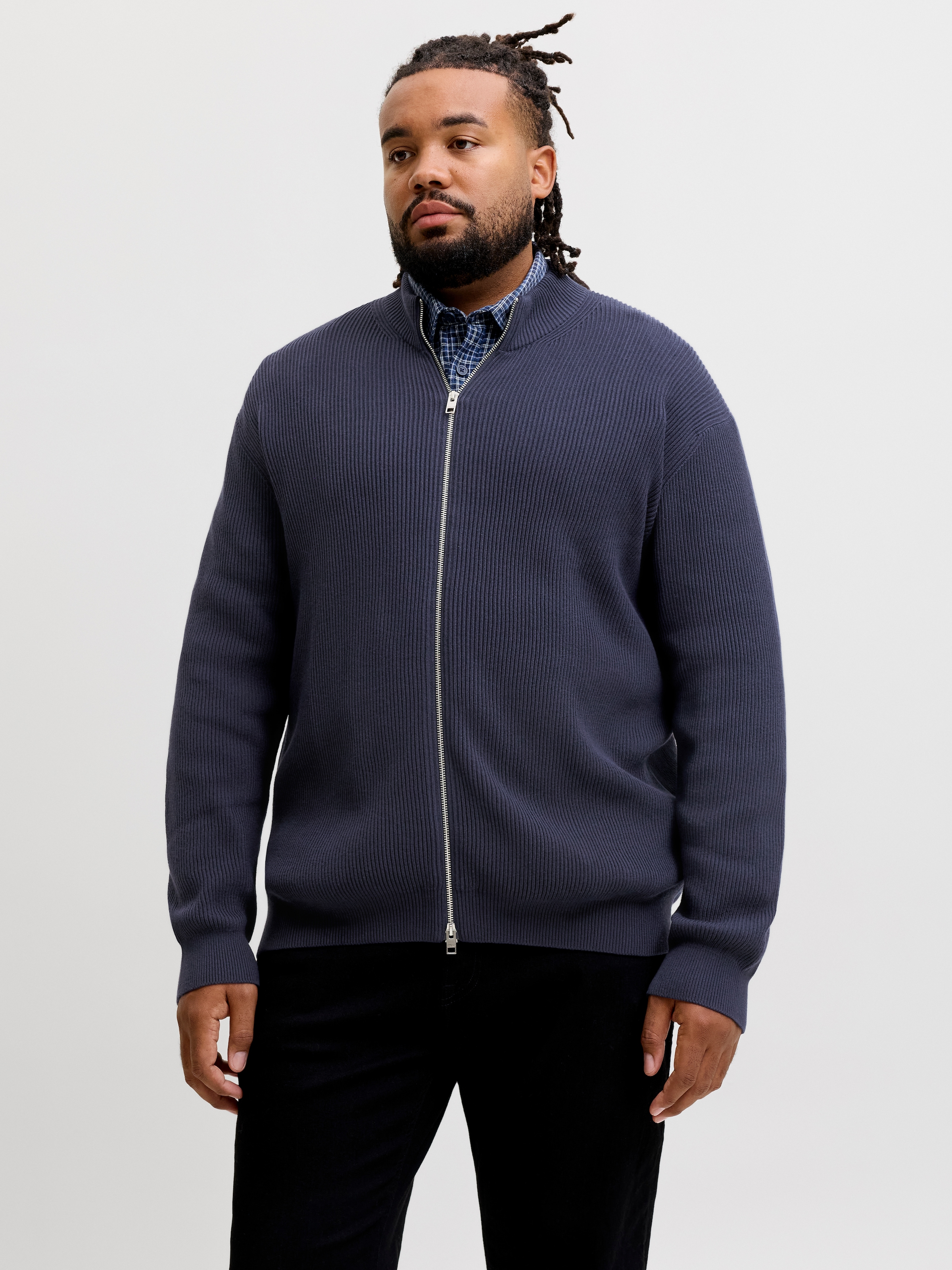 Jack & Jones PlusSize Strickjacke »JJEPERFECT KNIT FULL ZIP CARDIGAN SN PLS« Baumwollmischung, mit Stehkragen