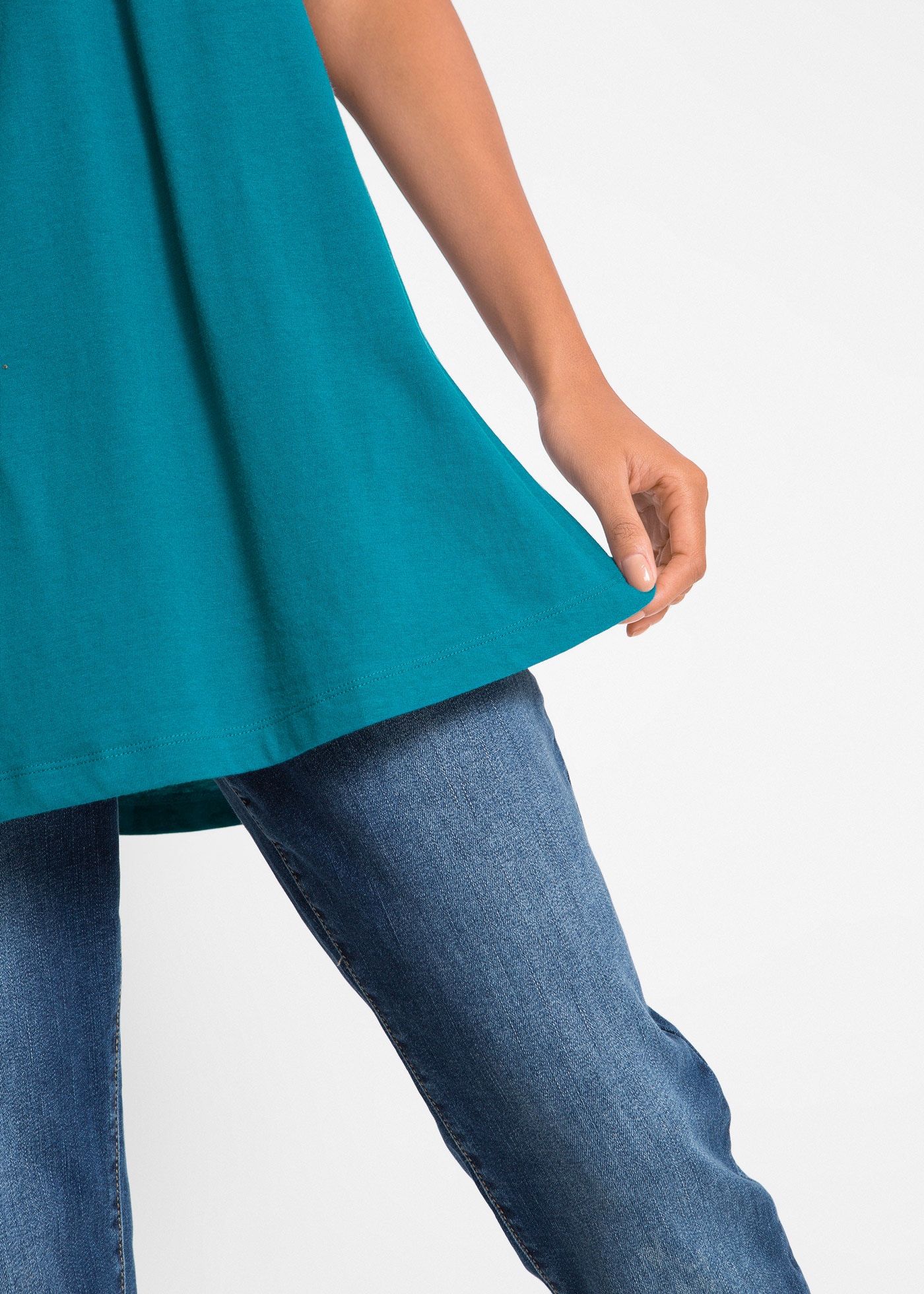 bonprix T-Shirt »T-Shirt in A-Linien-Form, kurzarm« dezente A-Linie, Kurzarm, aus Baumwolle und Viskose