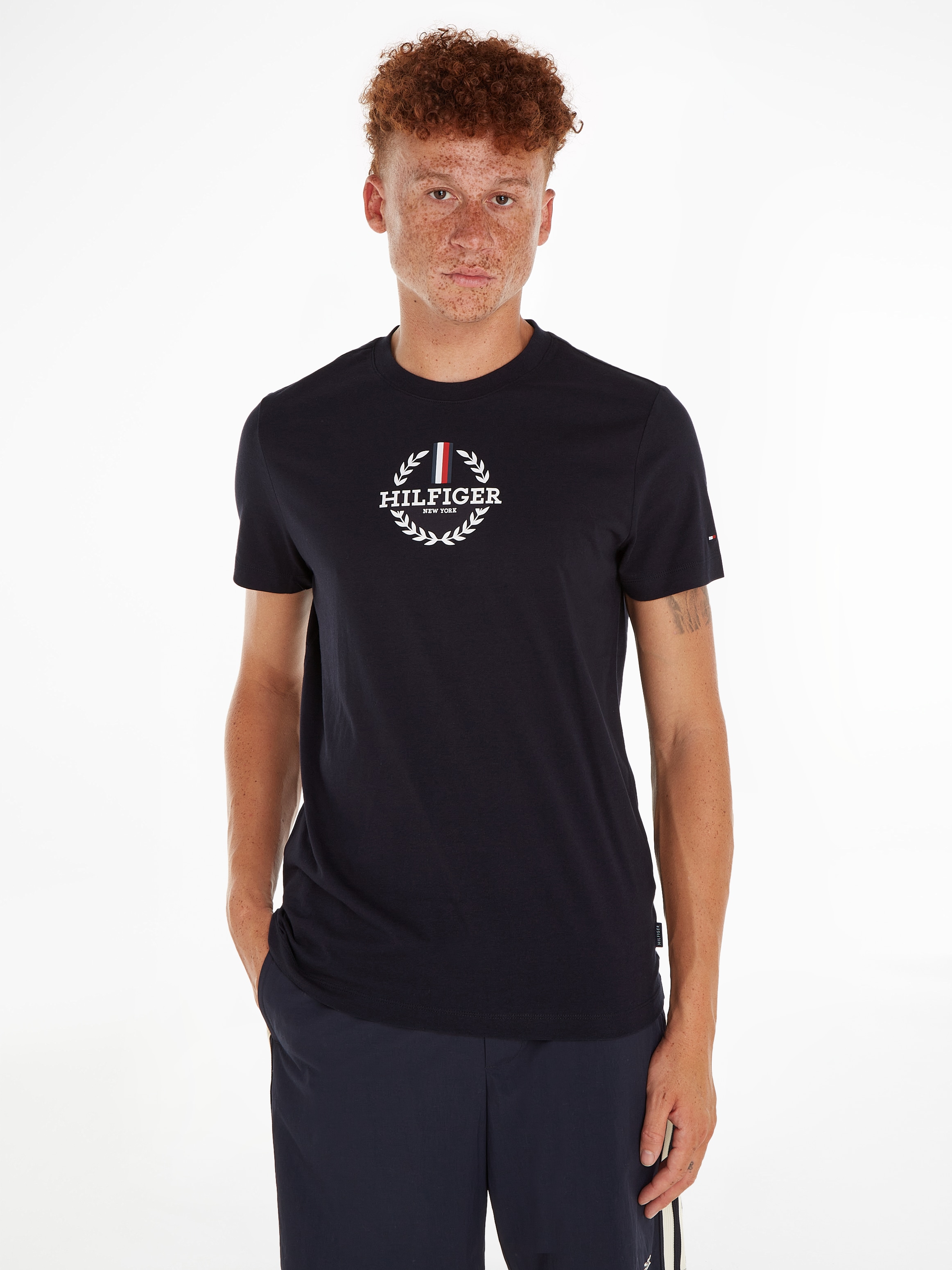 Tommy Hilfiger T-Shirt »GLOBAL STRIPE WREATH TEE« im OTTO Online Shop