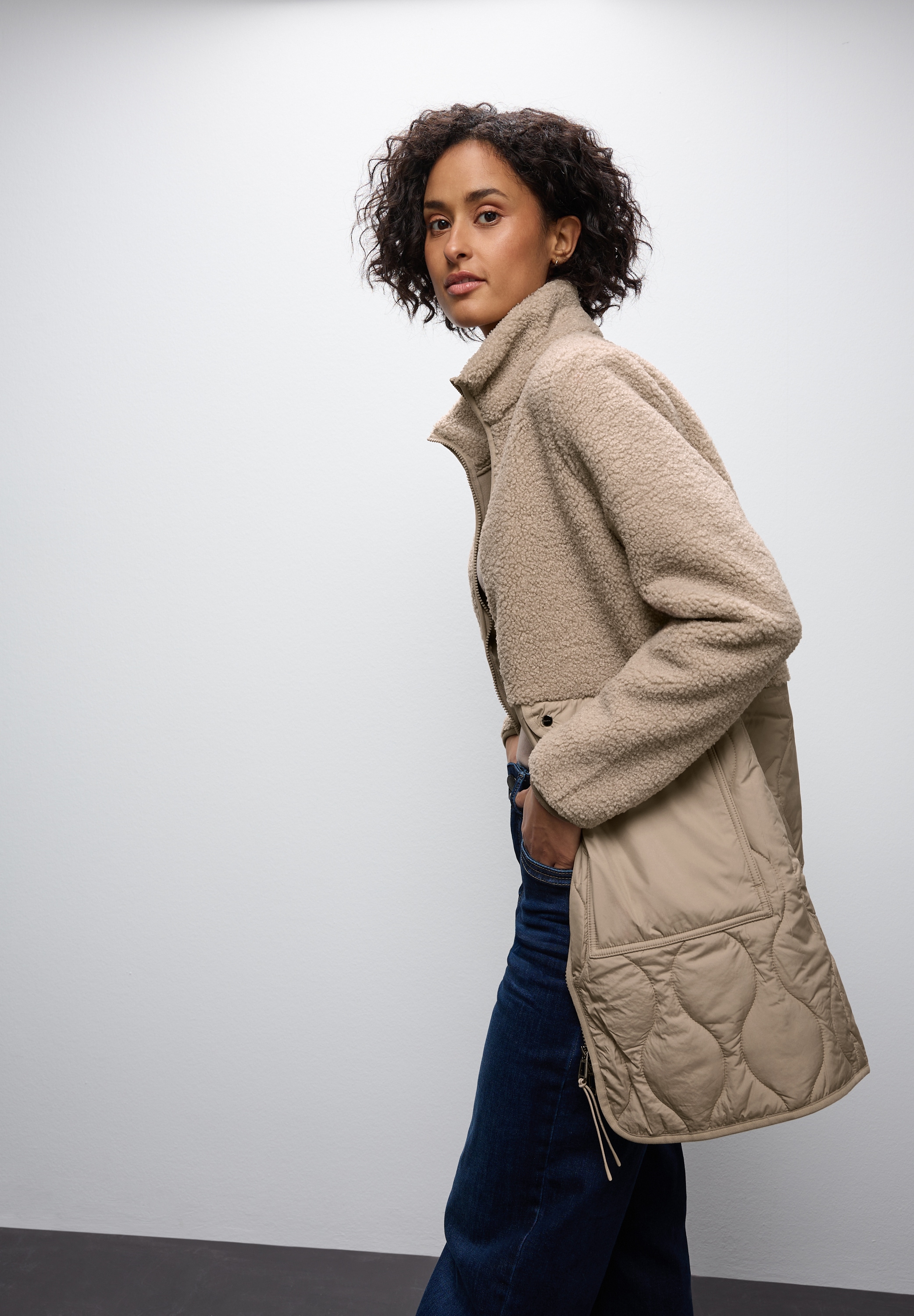 STREET ONE Outdoorjacke, mit Strukturmix
