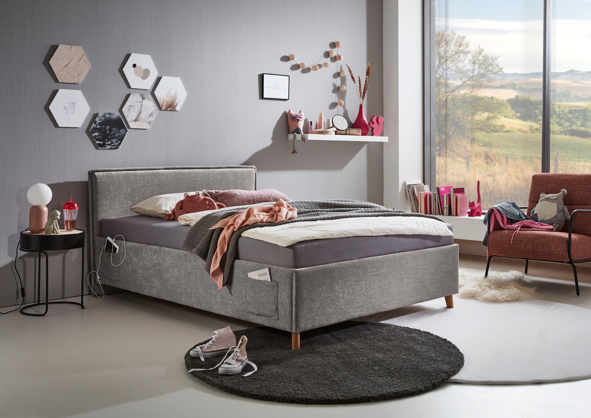 meise.möbel Kinderbett »FUN« Polsterbett wahlweise mit Bettkasten, Jugendbett inkl. USB-Anschluss