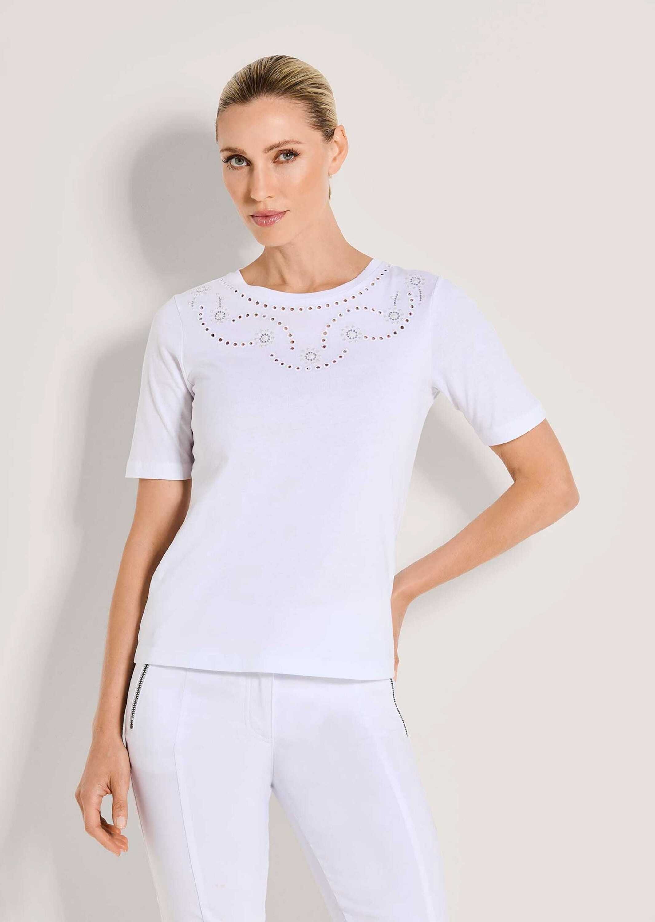 MADELEINE Kurzarmshirt »Shirt Elegantes Kurzarm-Oberteil mit Stickerei« Lochstickerei