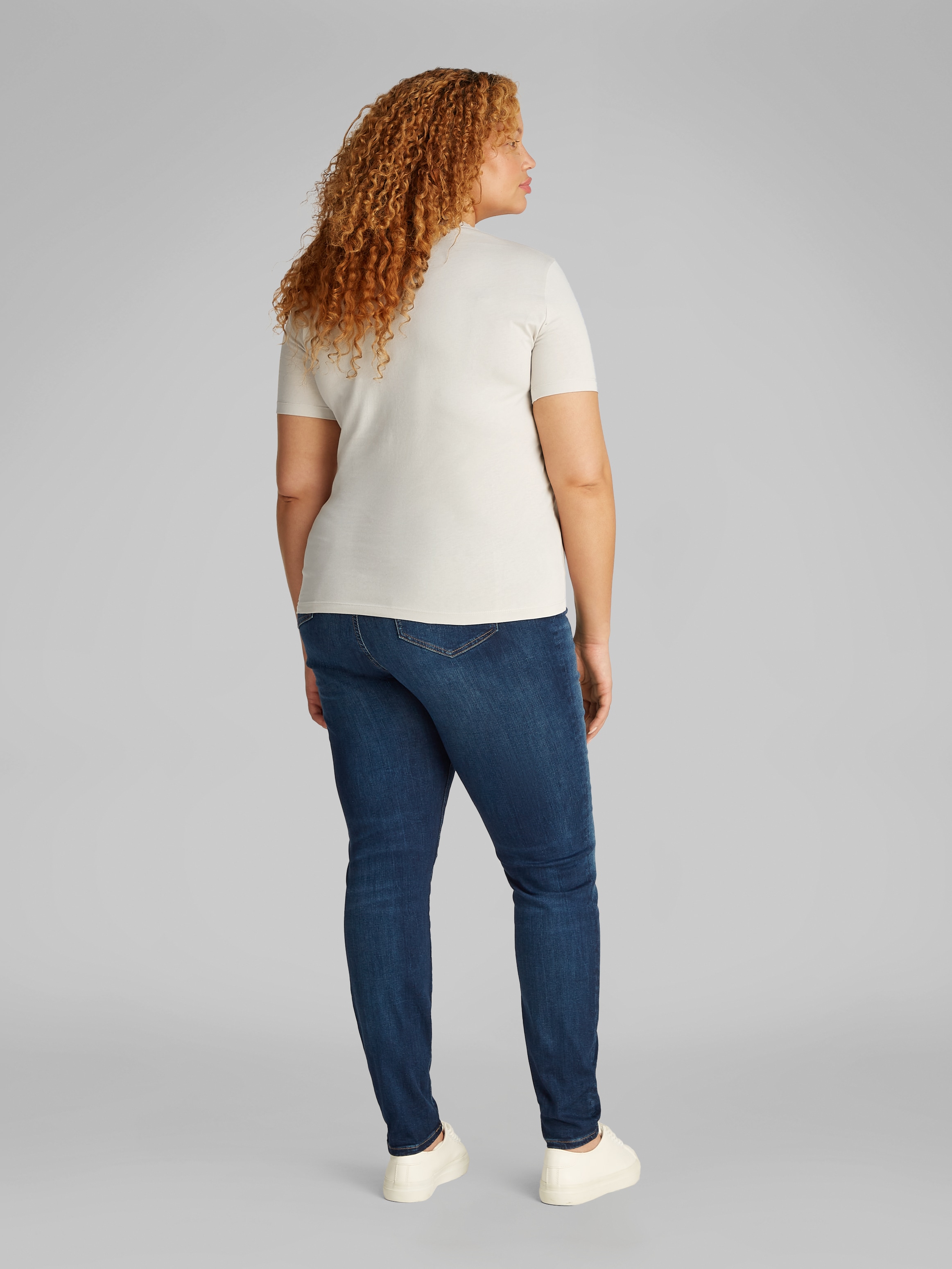 Calvin Klein Jeans Plus T-Shirt »PLUS WOVEN LABEL REGULAR TEE«, in großen Größen