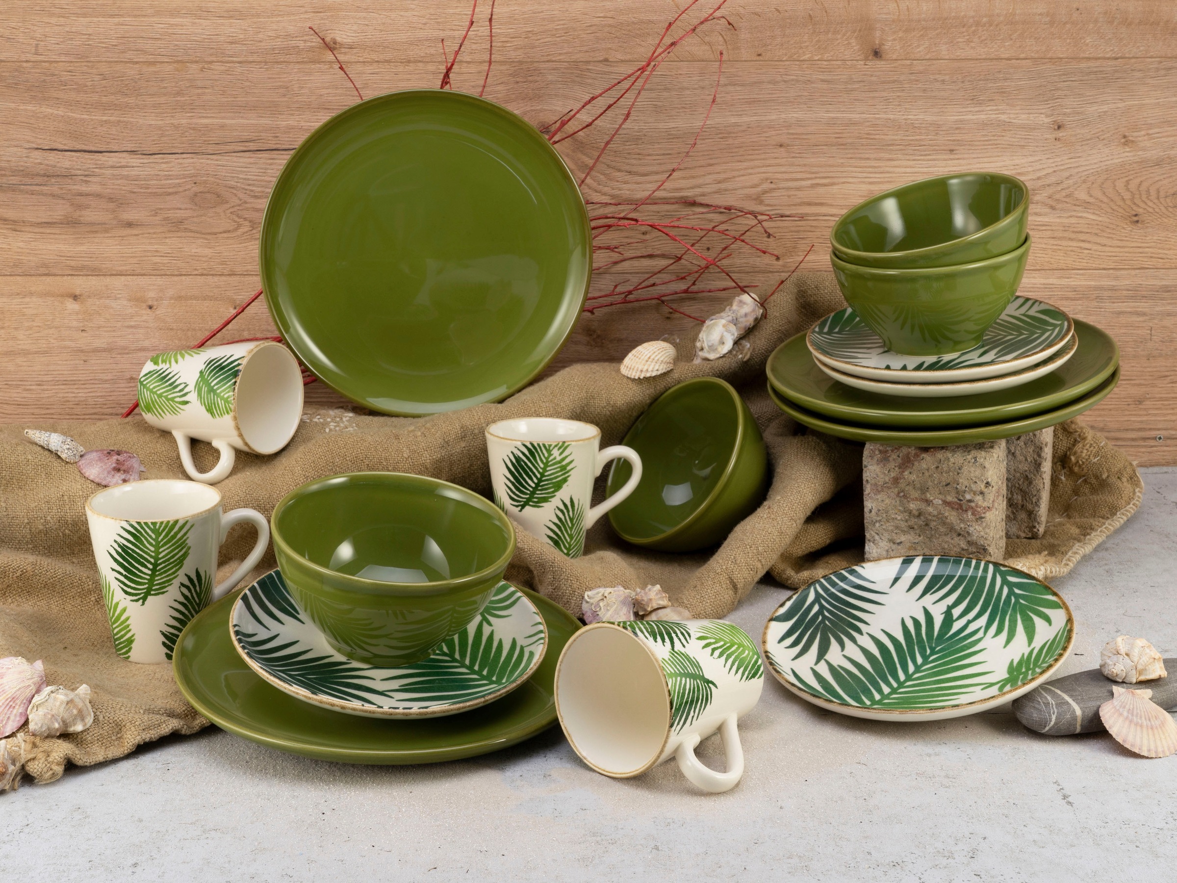 CreaTable Kombiservice »Geschirr-Set Ibiza«, (Set, 16 tlg., Kaffeeservice und Tafelservice im Set, für 4 Personen), Service, mit tropischem Dekor, Made in Europe, 16 Teile für 4 Personen