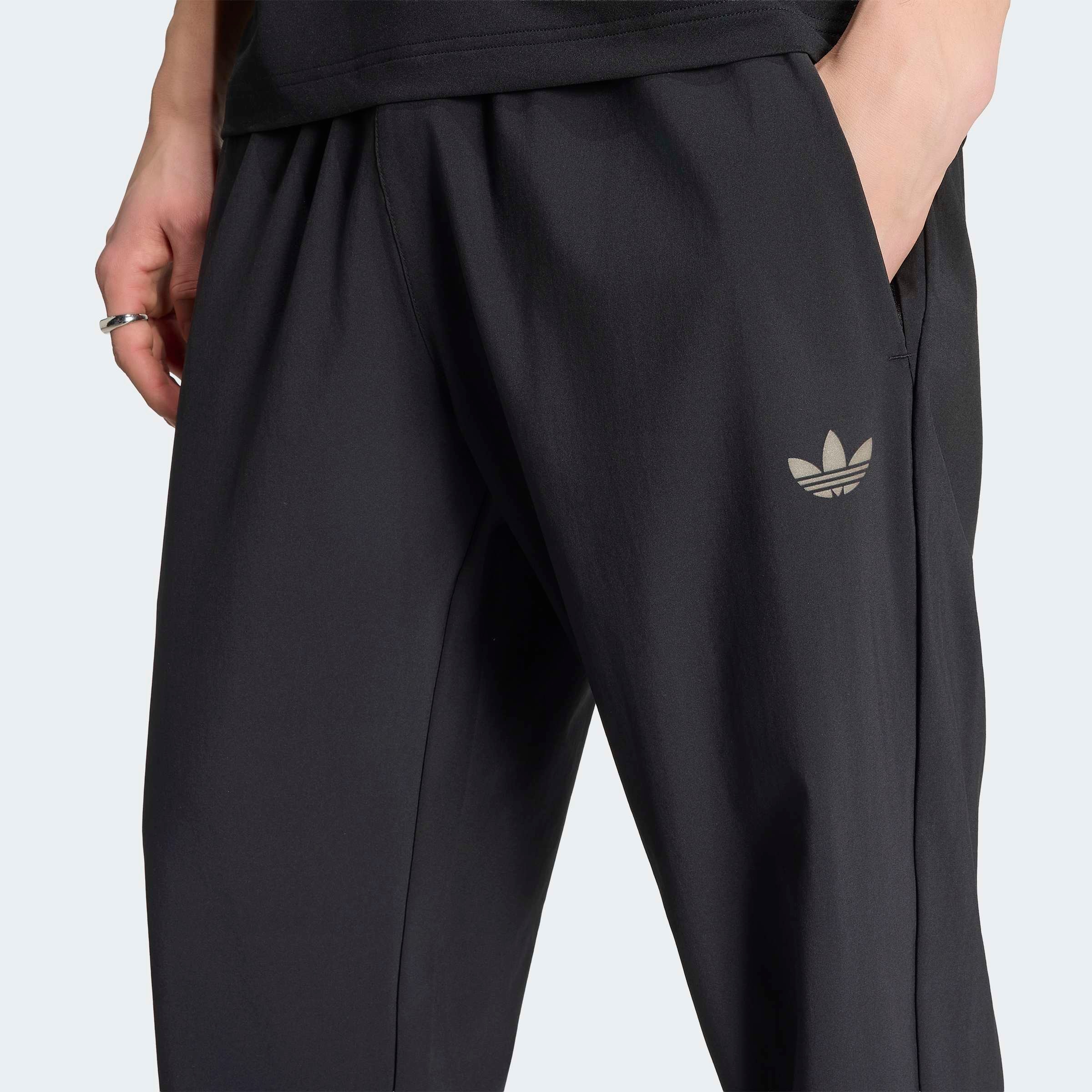 adidas Originals Sporthose »TECH ESS WV PT«