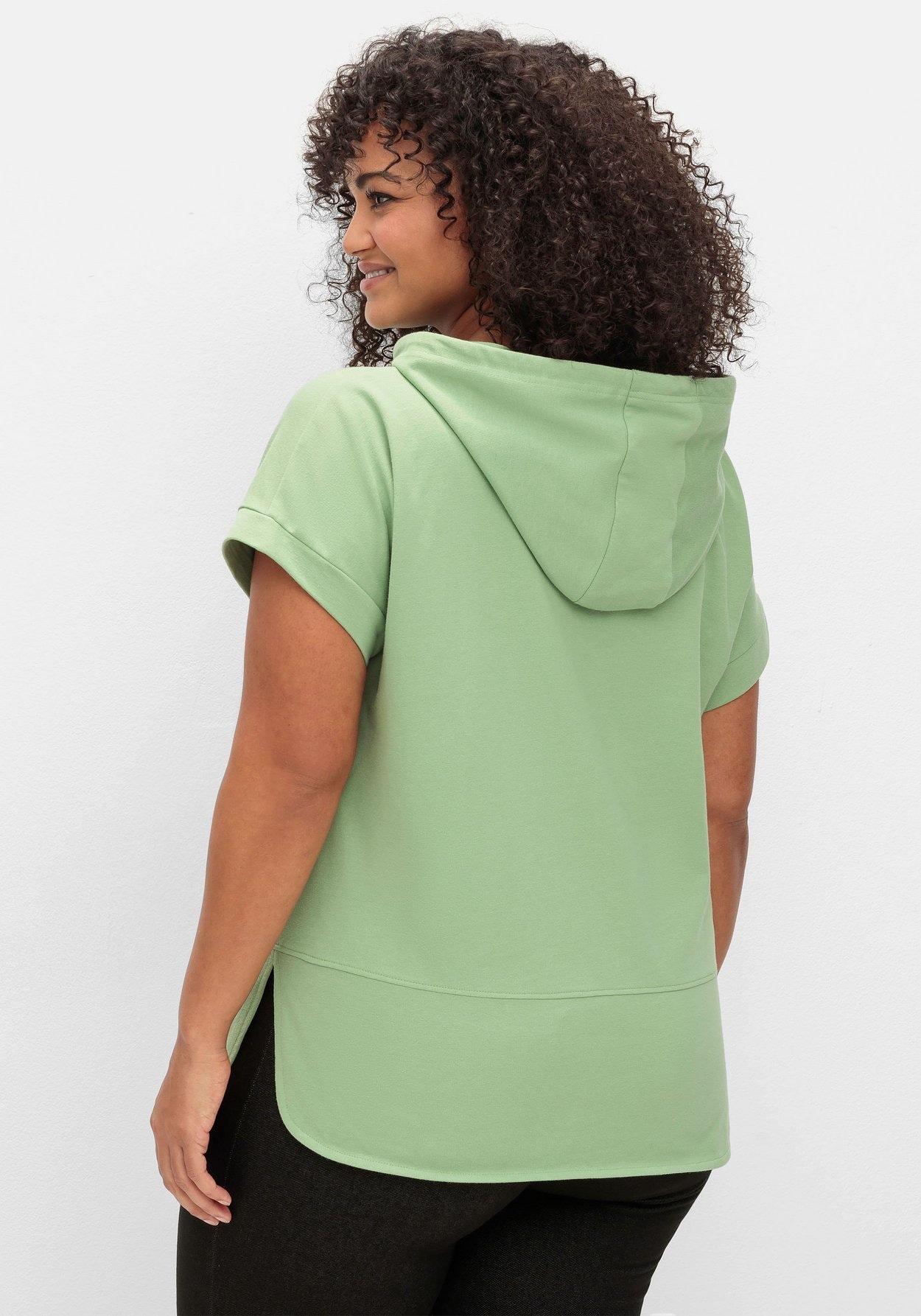 Sheego Sweatshirt »Kapuzensweatshirt mit kurzen Ärmeln«