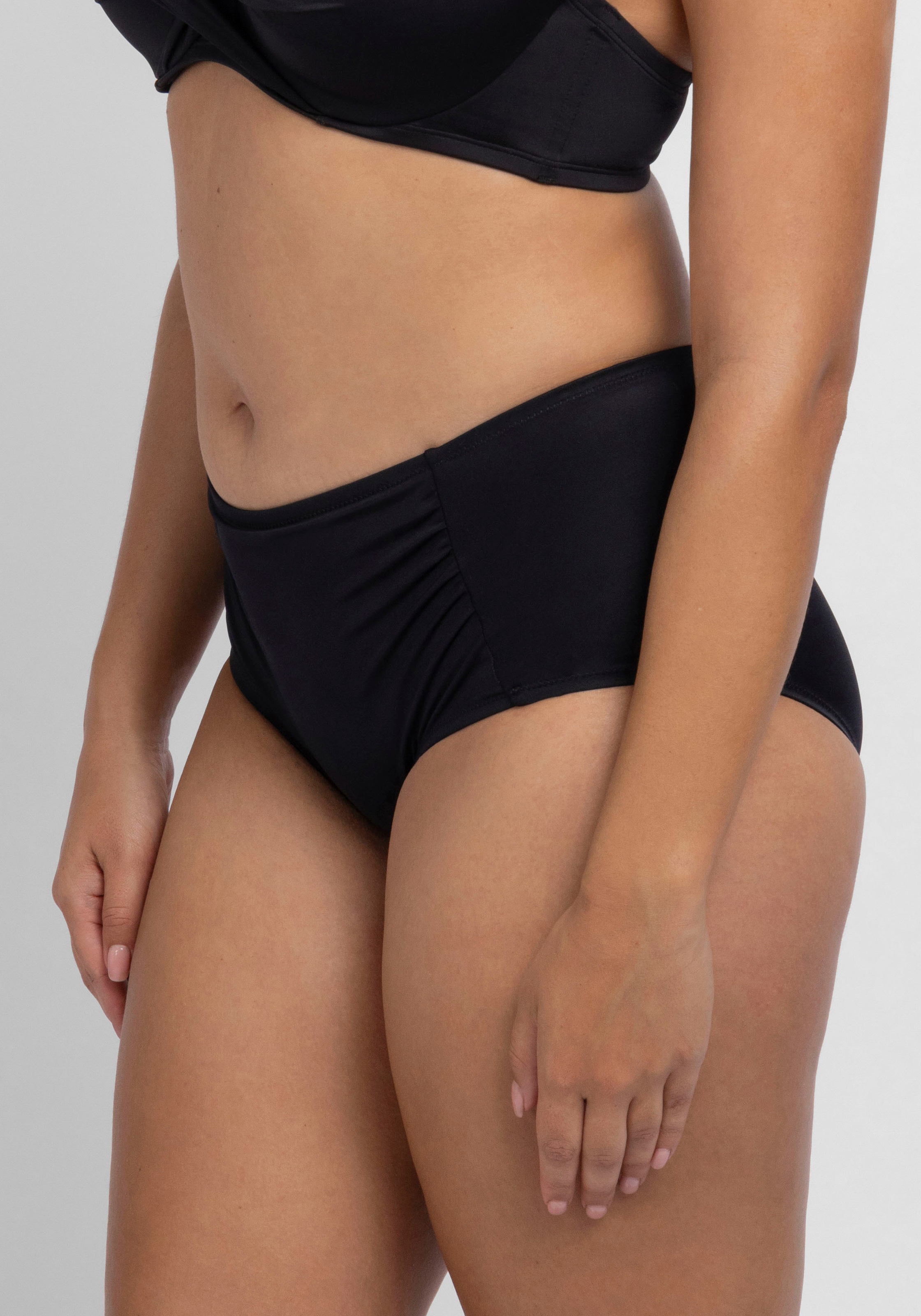 Dorina Bikini-Hose »Fiji« Curves, leicht Raffung vorn