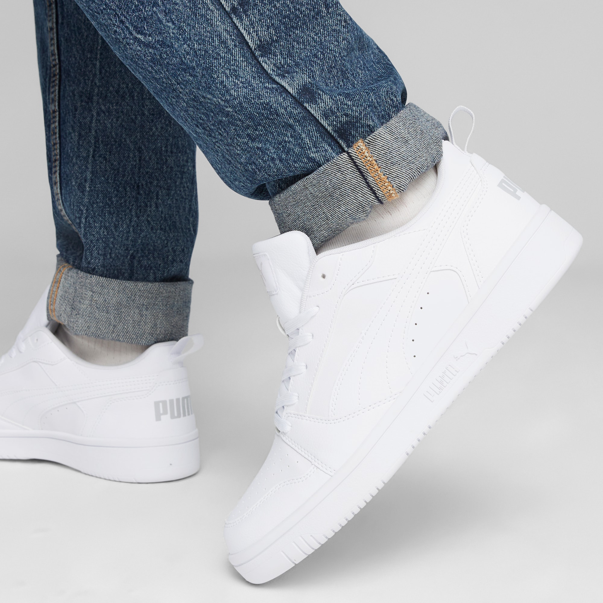 PUMA Sneaker »REBOUND V6 LOW«