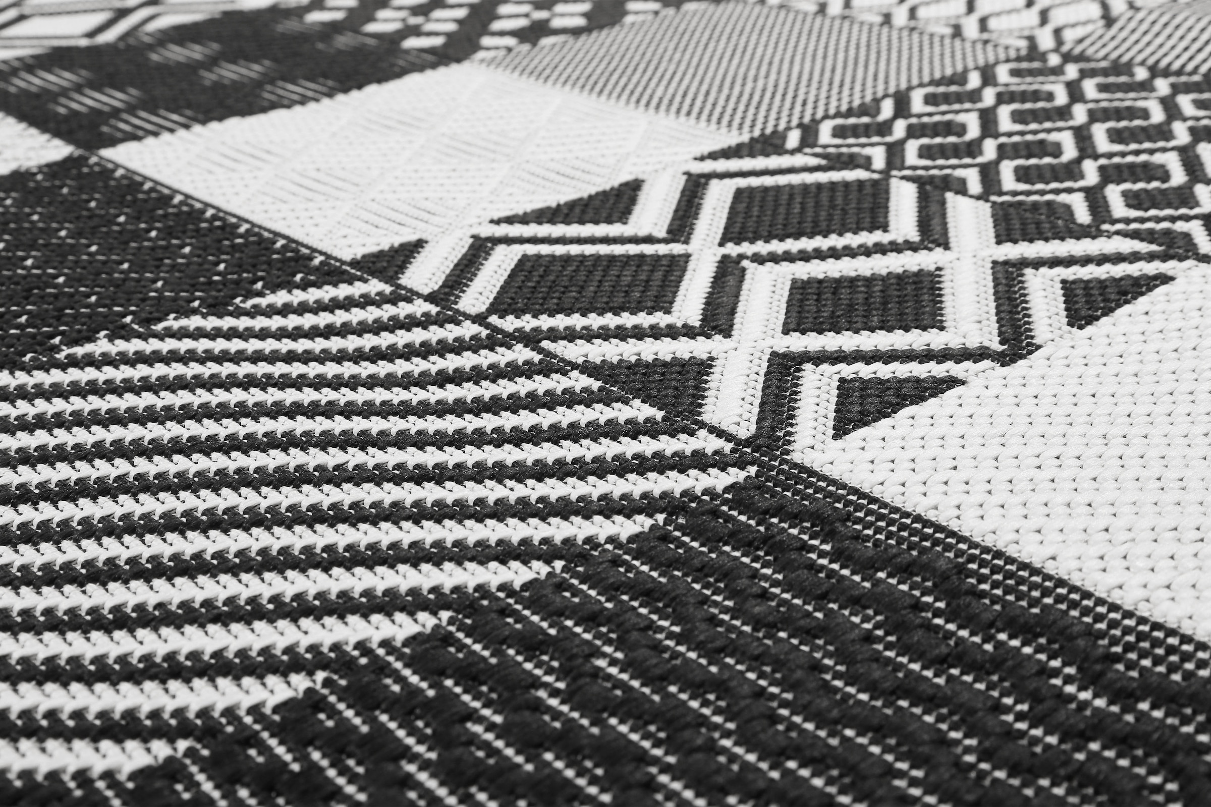Esprit Outdoorteppich »Chester,  ESP-22558«, rechteckig, 4 mm Höhe, In- und Outdoor geeignet, Aussenbereich, Terrasse, Balkon, Küche