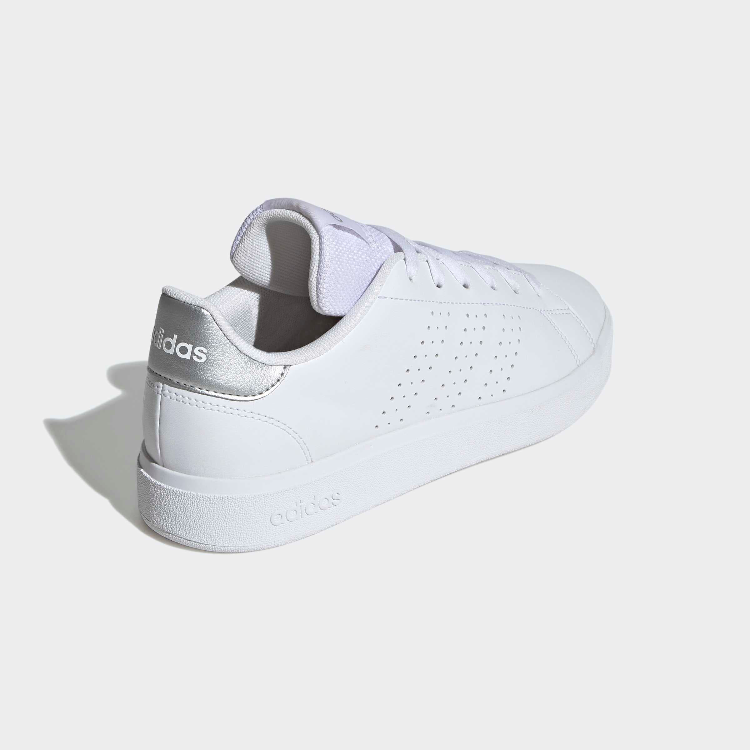 adidas Sportswear Sneaker  inspiriert vom Design des adidas stan smith