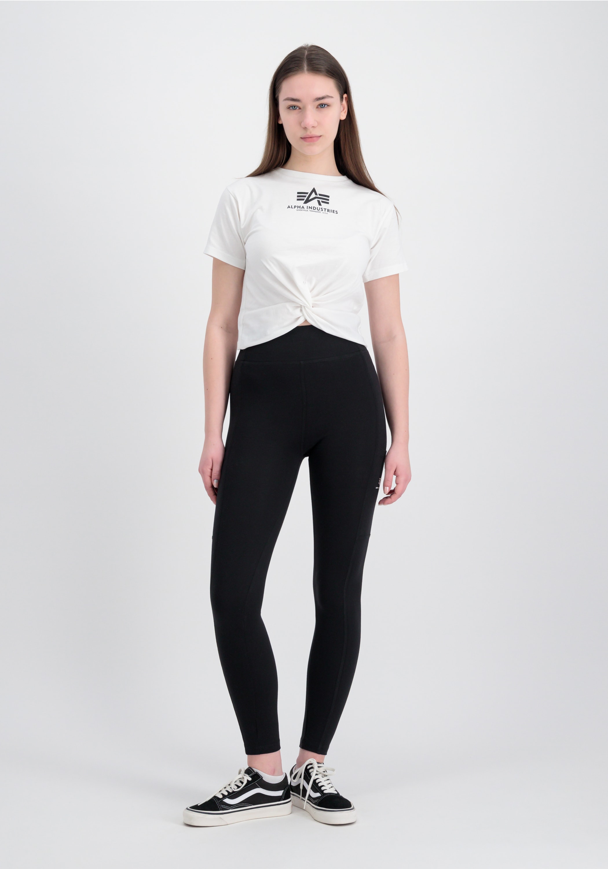 Alpha Industries Muscleshirt »Alpha Industries Women - T-Shirts Knotted Crop T-Shirt Women«