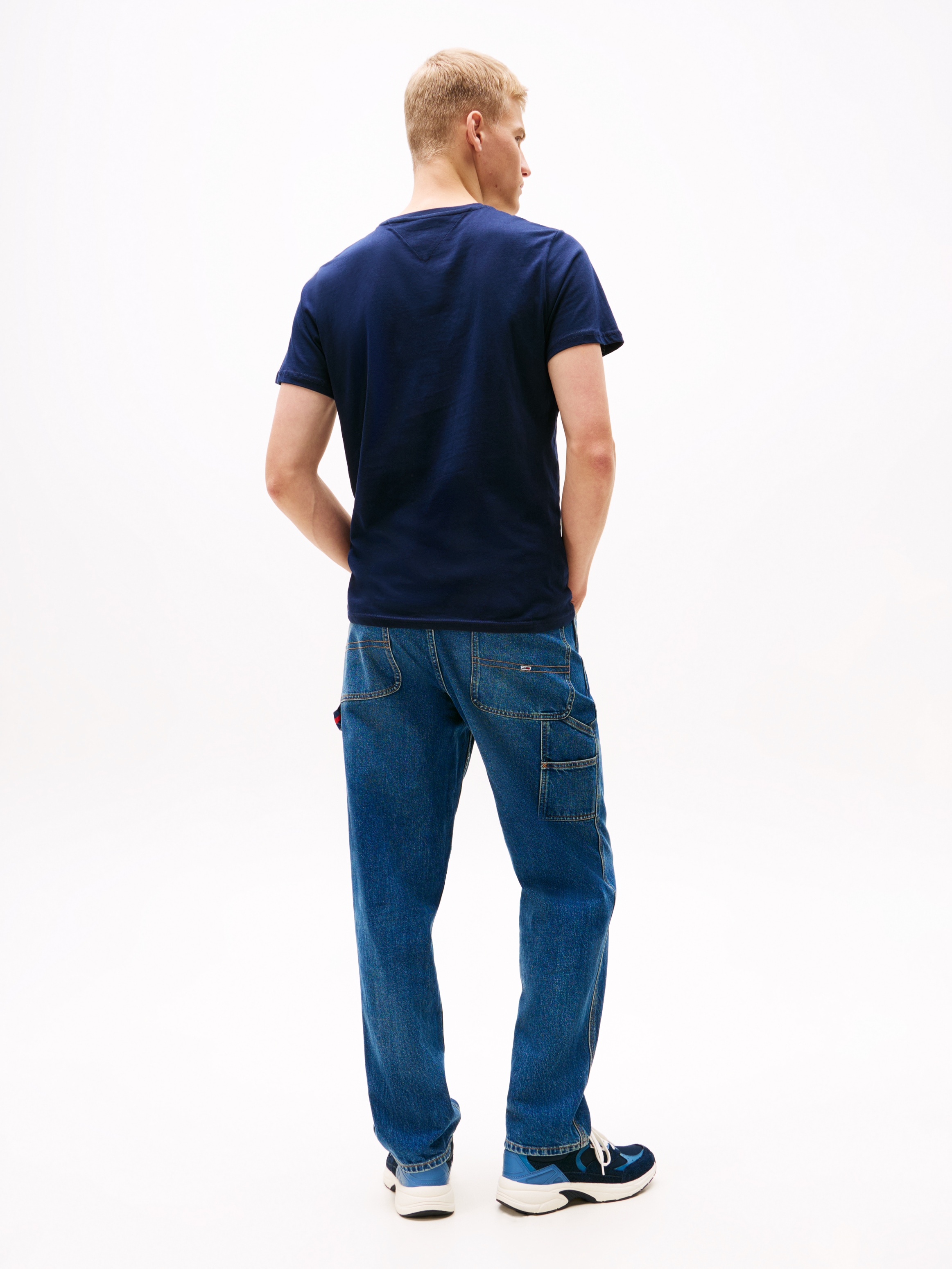 Tommy Jeans T-Shirt »TJM SLIM ESSENTIAL FLAG TEE EXT«, Mit Rundhalsausschnitt