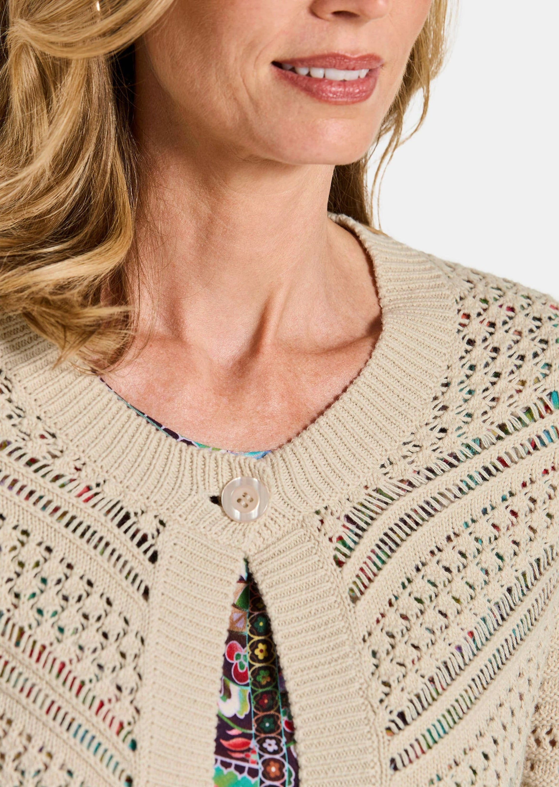 GOLDNER Strickjacke »Elegante Strickjacke mit Rippenblende« figurschmeichelner Style