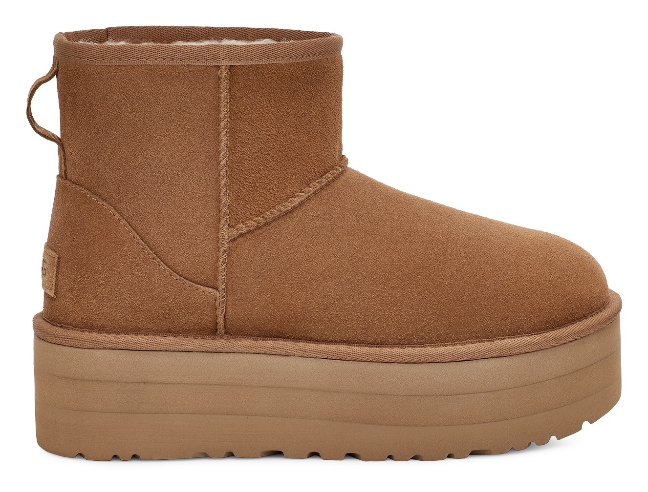 UGG Plateaustiefelette »Classic Mini Platform«, Winterboots, Plateau Stiefel, Schlupfstiefel zum Schlupfen