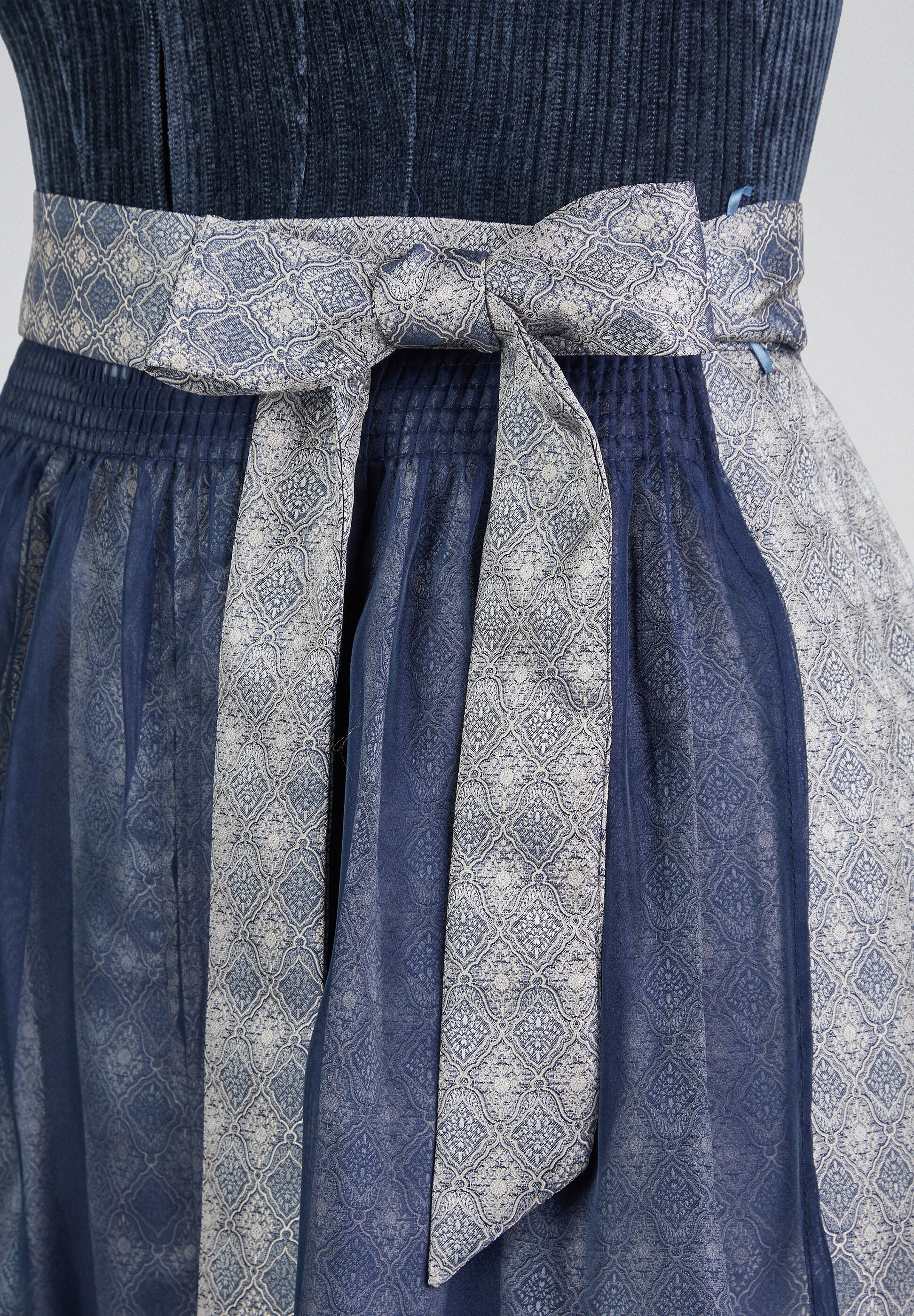 Spieth & Wensky Dirndl »Hildor« samtiges Cordoberteil