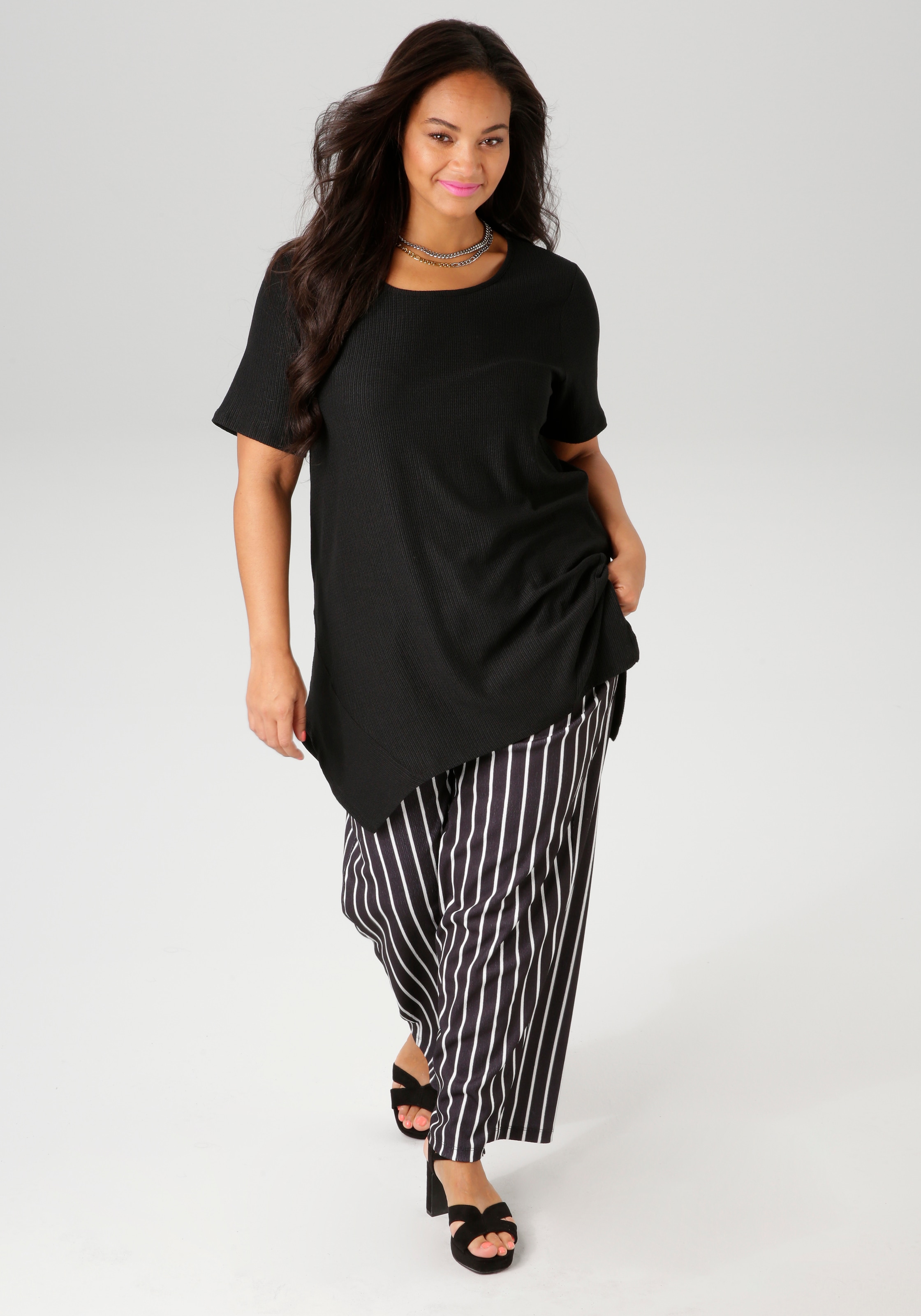 Aniston PLUS Blusenshirt, mit dezenter Streifenlook Struktur