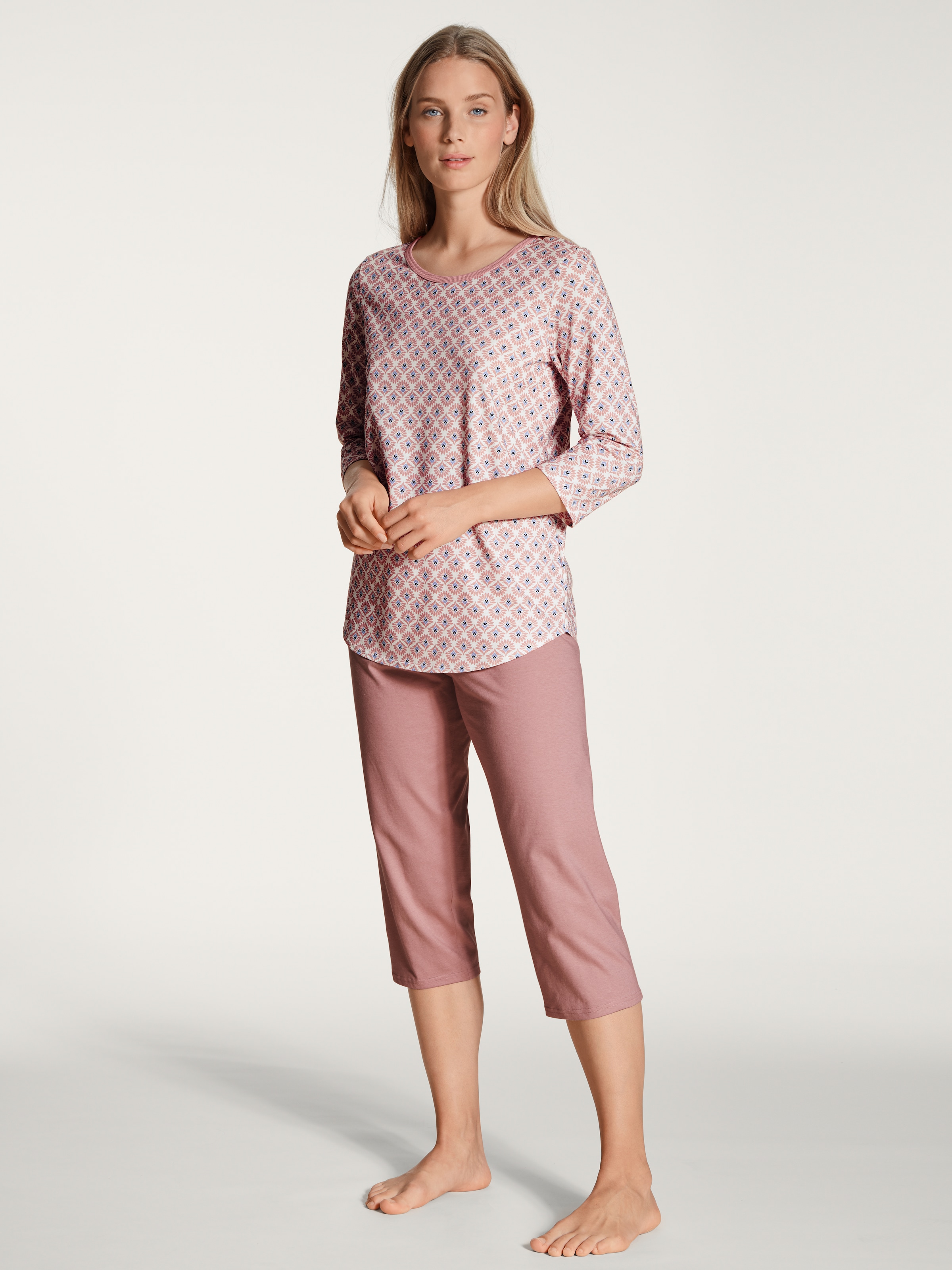 Capri-Pyjama »Lovely Nights«, (2 tlg.), mit modern Fit