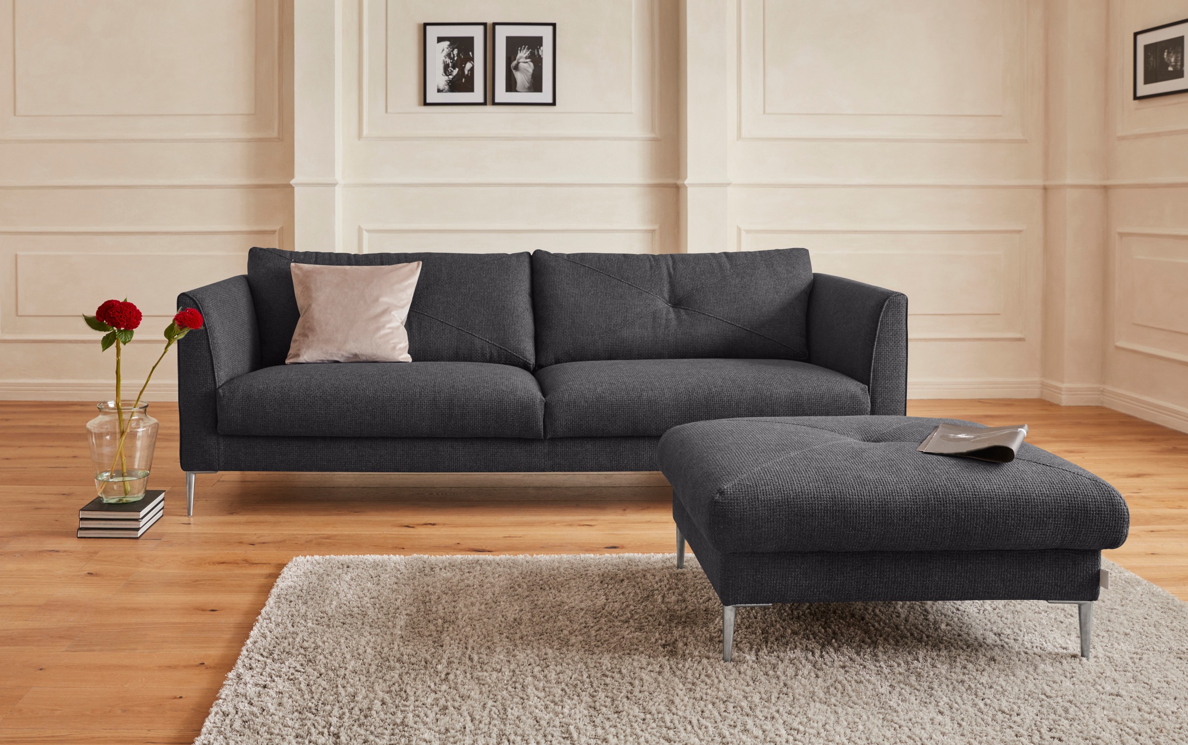 TRENDMANUFAKTUR Hocker »Chilltime, elegant und bequem durch Komfortsitzhöhe 46cm, hoher Fuß« mit eleganter Kreuznaht auf der Sitzfläche