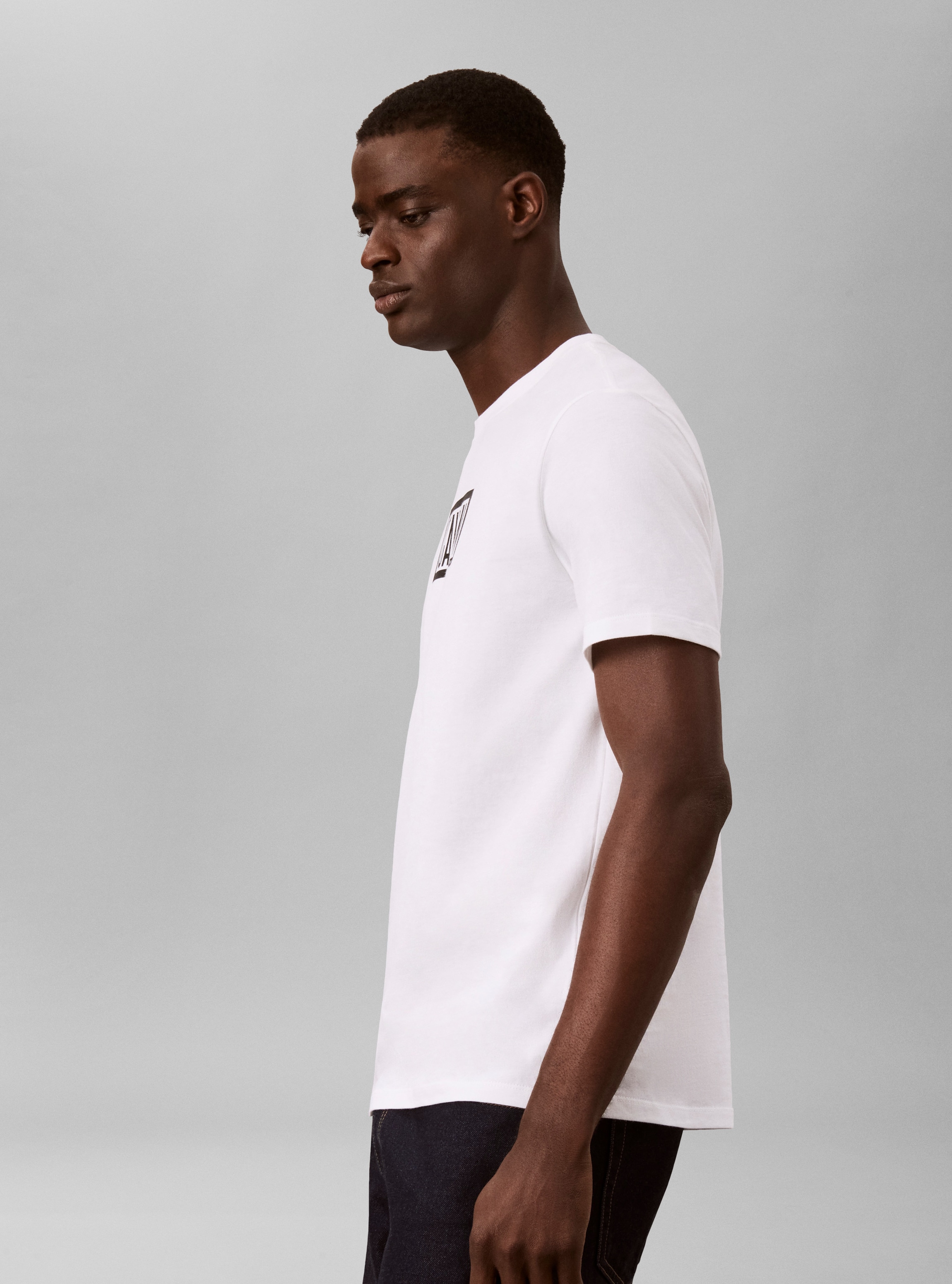 Calvin Klein Jeans T-Shirt »BOXED CALVIN GRAPHIC TEE« Regular fit, Druck