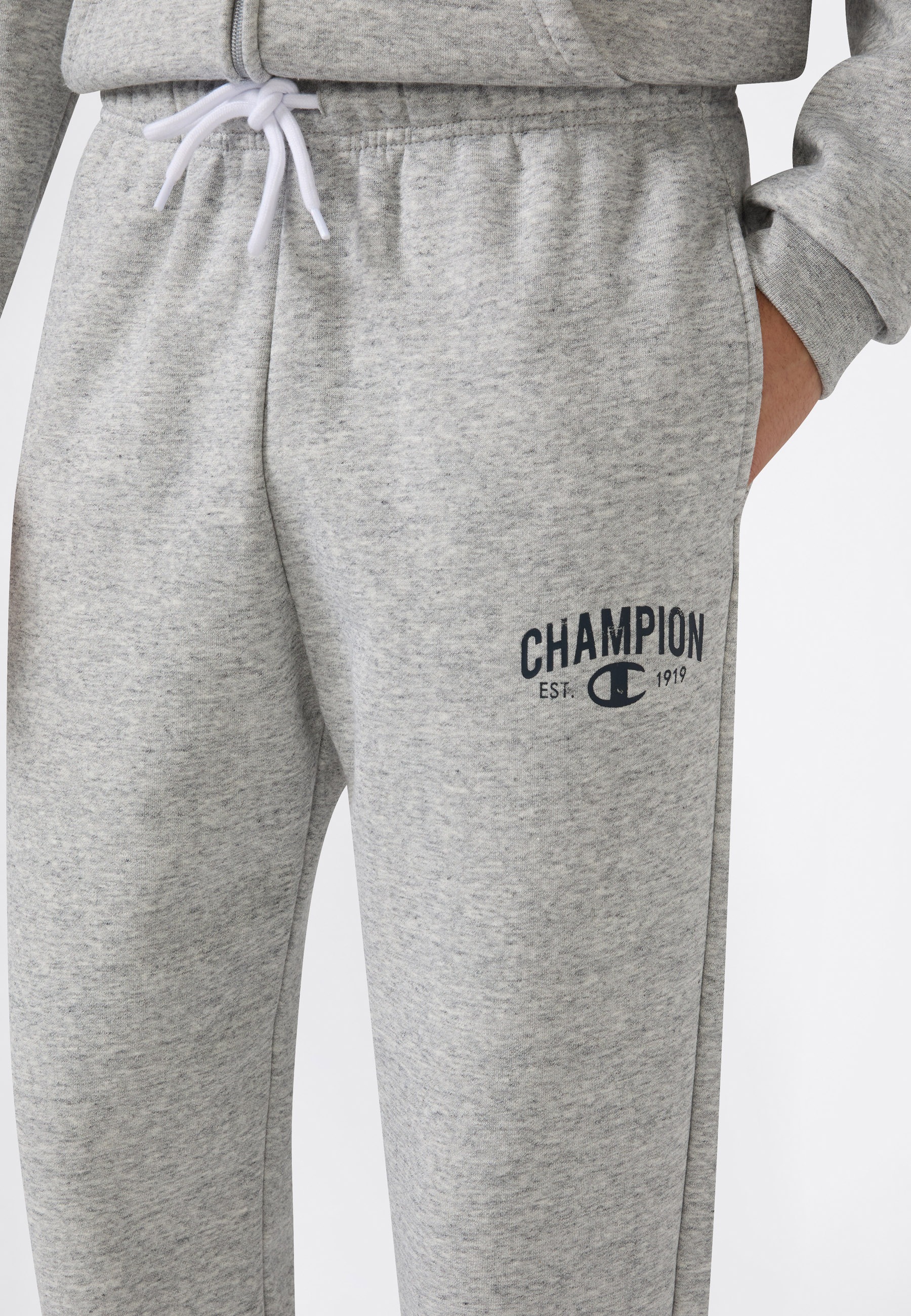 Champion Jogginghose »SPORTWEAR JOGGERS Standard Fit«  mit sportlichem Look, für Freizeit und Sportmode, schlichter Stil