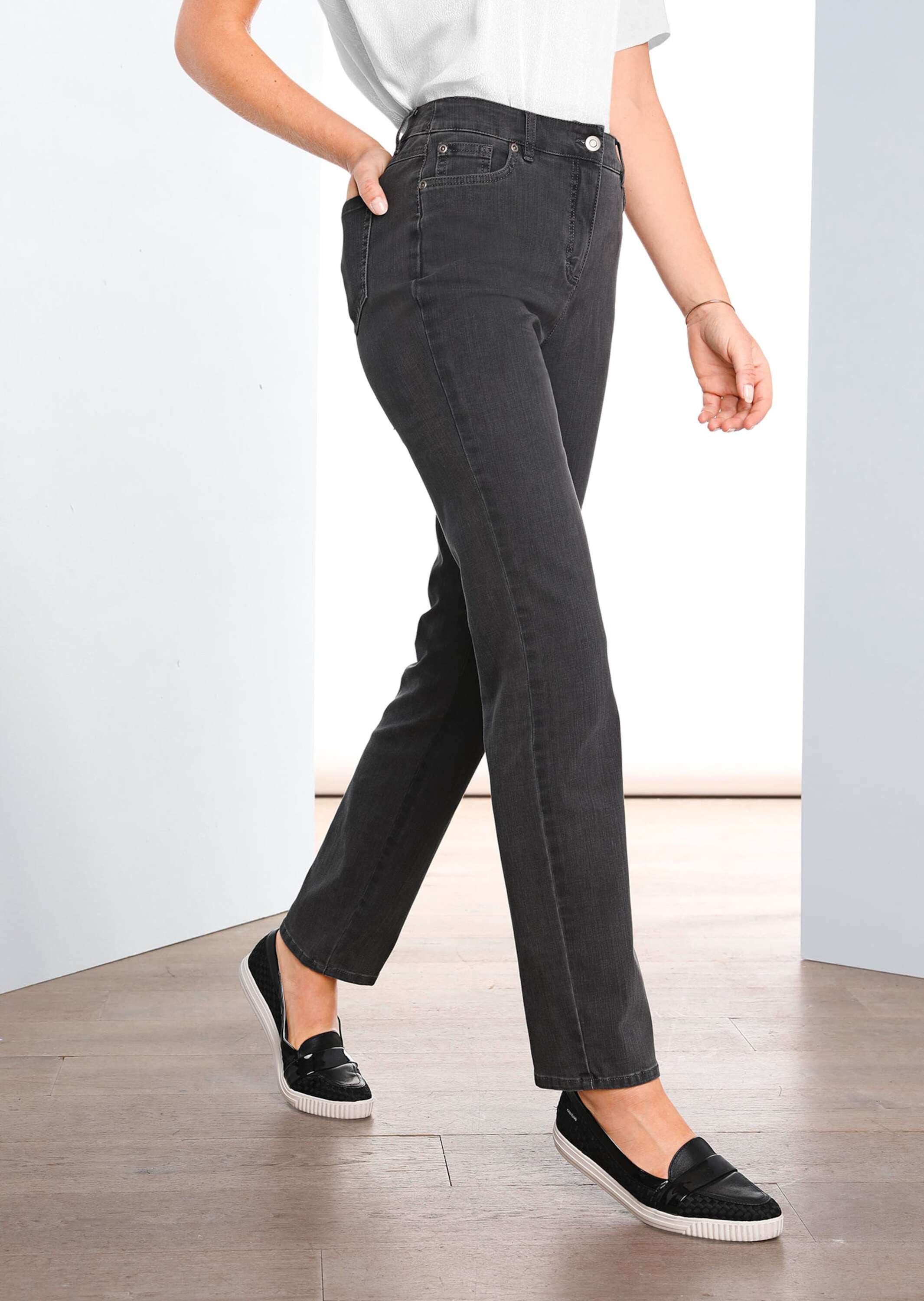 GOLDNER Stretch-Jeans »Kurzgröße Trageangenehme Jeans mit extrahoher Elastizität«