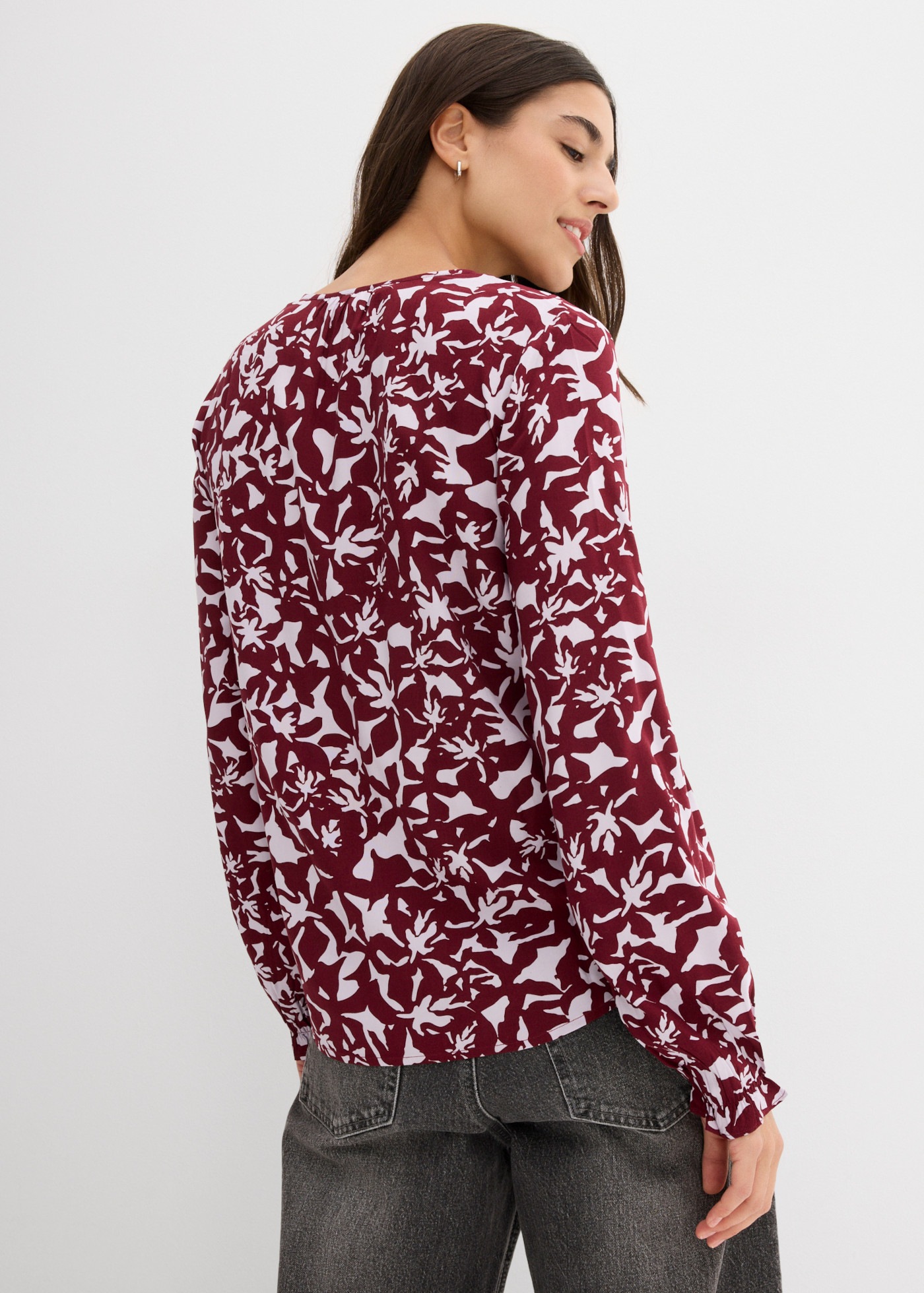 bonprix Tunika luftige Tunikabluse, aus weicher Viskose, Loose Fit, im Casual-Stil
