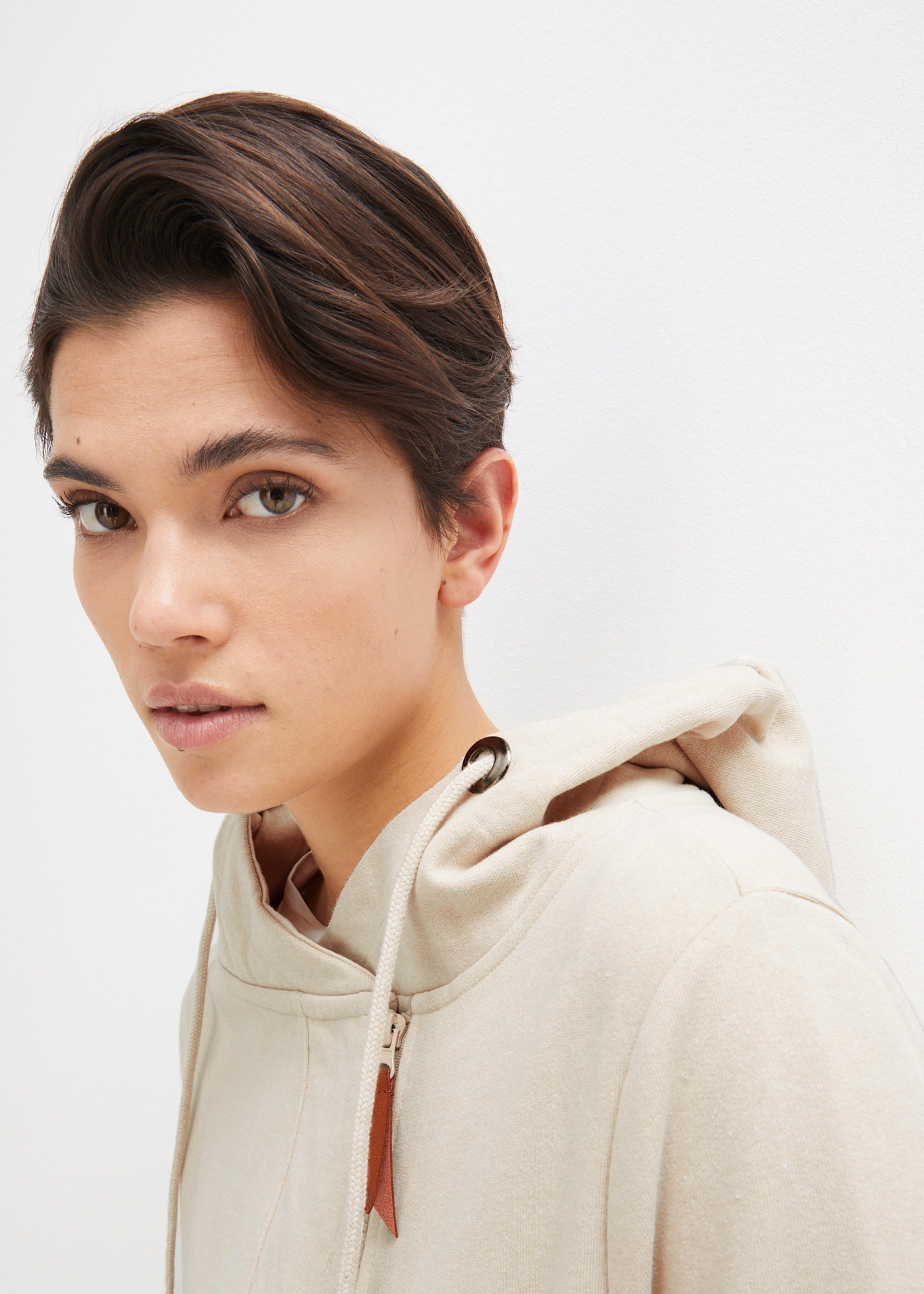 bonprix Kapuzensweatjacke Kapuzen-Sweatjacke