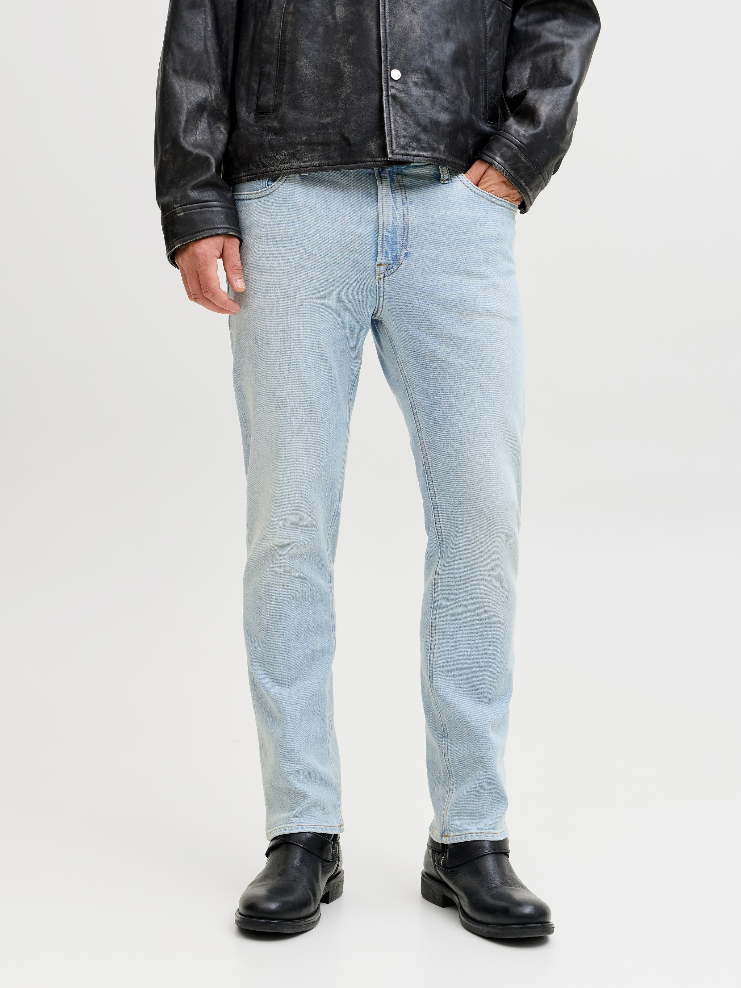 Jack & Jones Regular-fit-Jeans »JJICLARK im Used-Look, Stretchkomfort und niedrige Leibhöhe« Baumwollmischung, regular fit