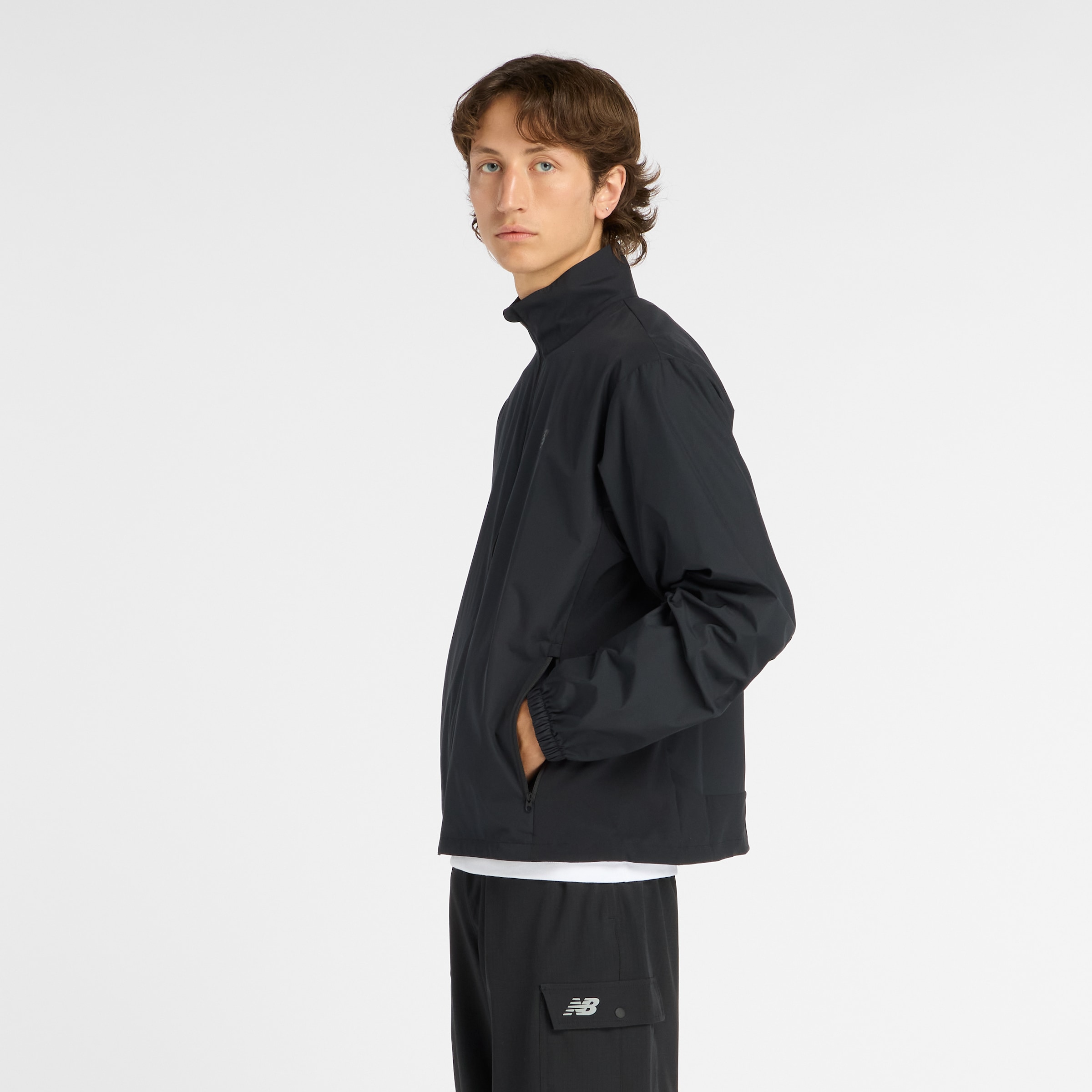 New Balance Laufjacke »FAST DAYS JACKET« feuchtigkeitsableitendes Material, mit Bewegungsfreiheit