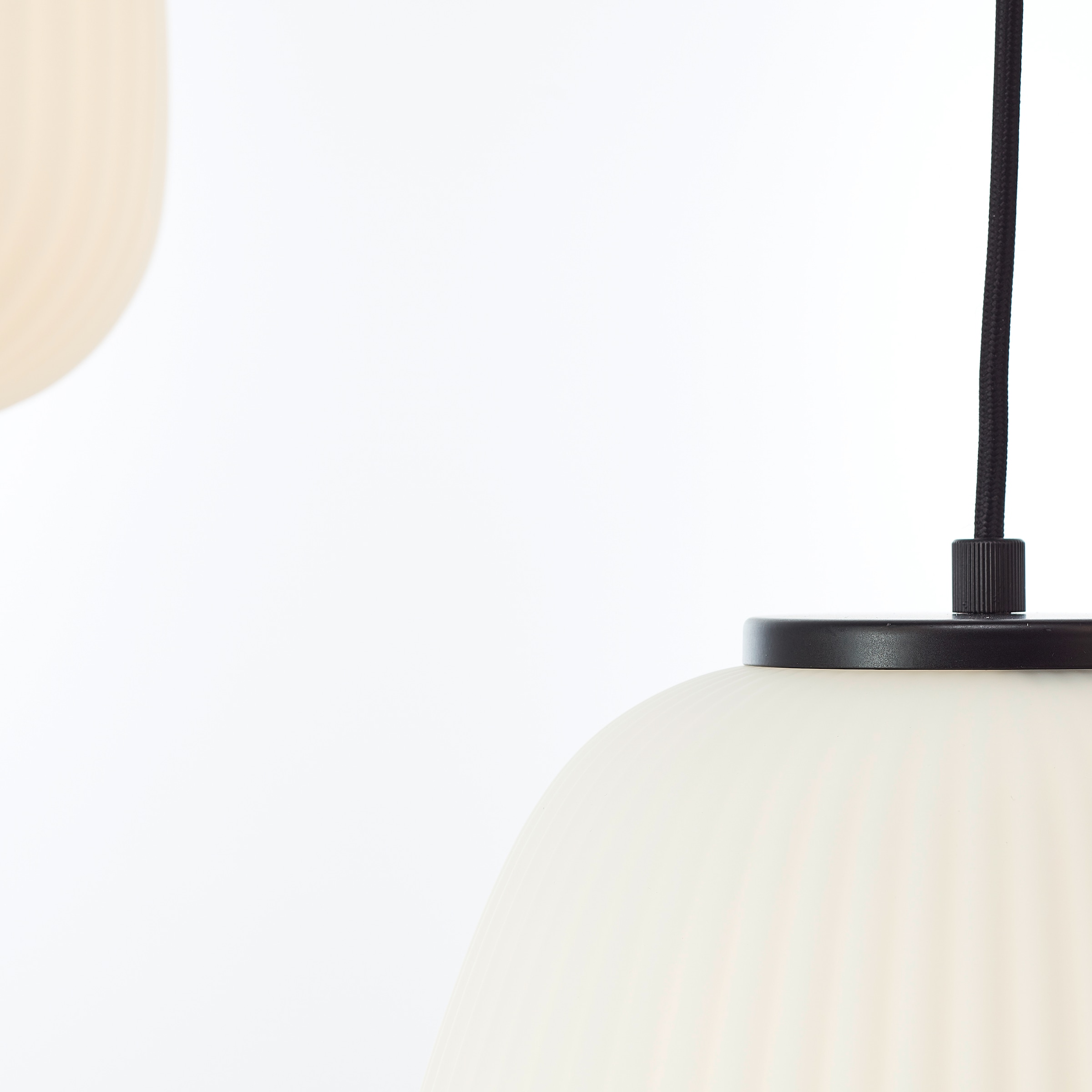 Brilliant Pendelleuchte »Kaizen« E27 1 Stk. 150 x 125 x 48 cm, 5 x E27, kürzbar, Riffelglas