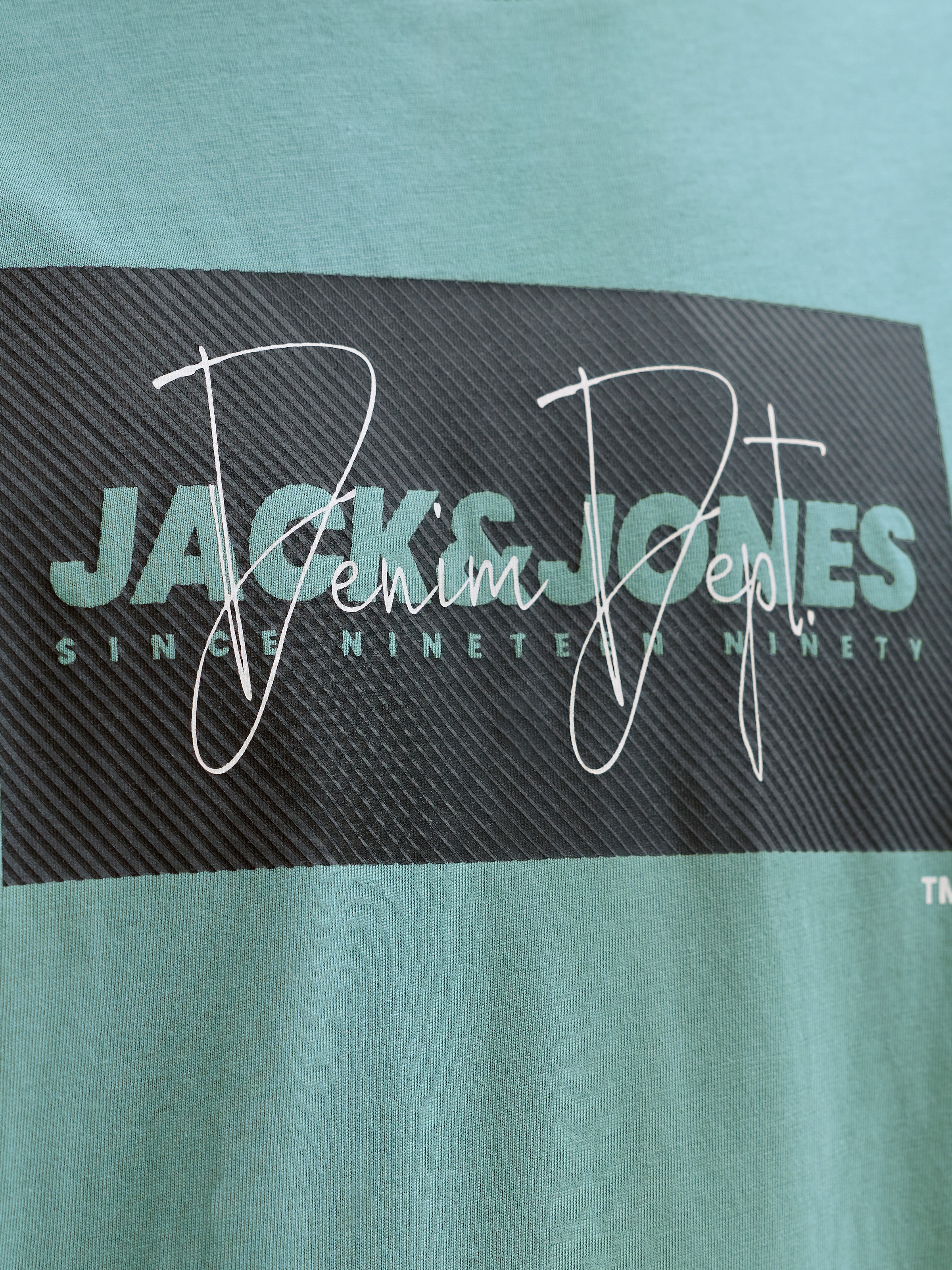 Jack & Jones Rundhalsshirt »JJCOLE PRINT TEE SS CREW NECK«