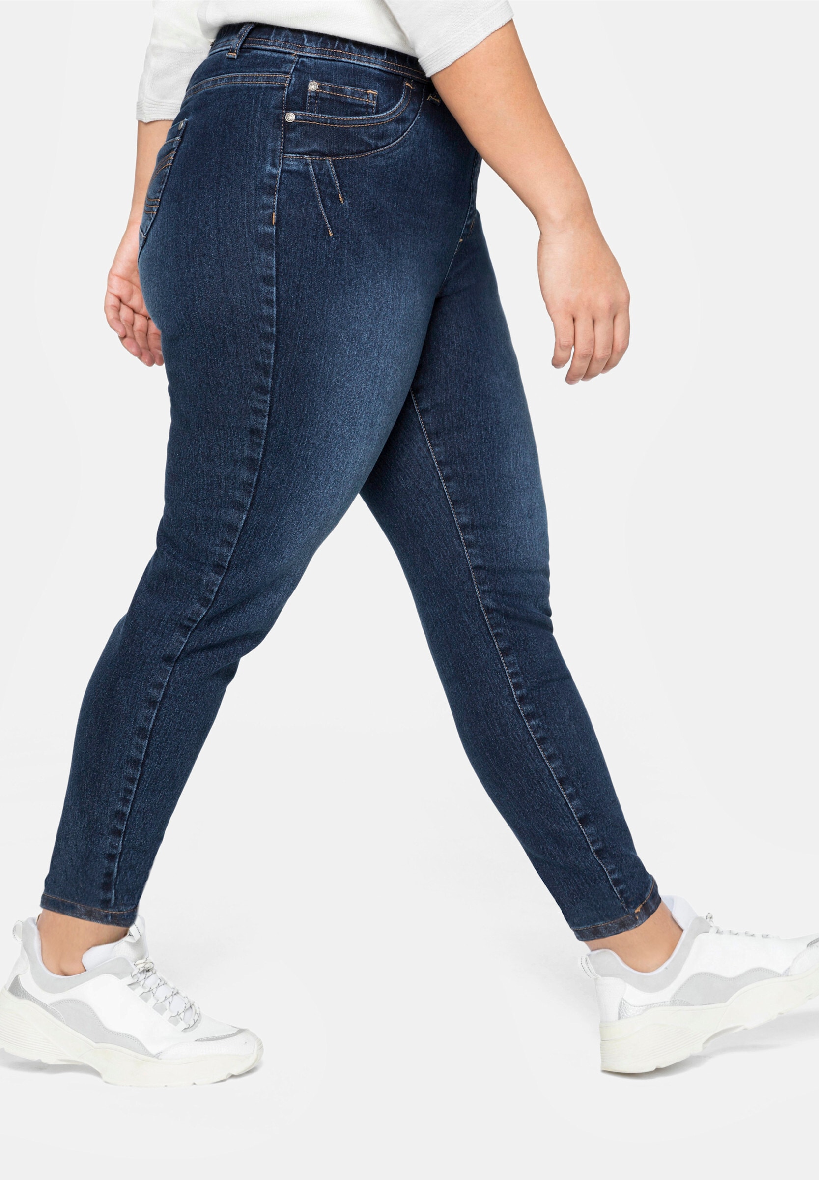 Sheego Jeansleggings »Stretch-Jeans Jeggings mit Gürtelschlaufen« mit Gummibund und Gürtelschlaufen