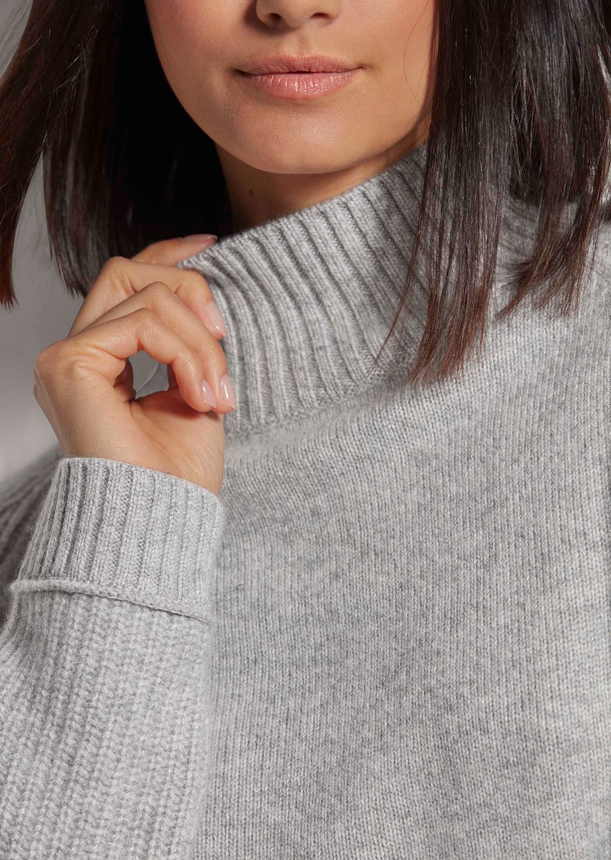 MADELEINE Longpullover »Pullover Kurzer Stehkragen-Pullover mit Kaschmir«