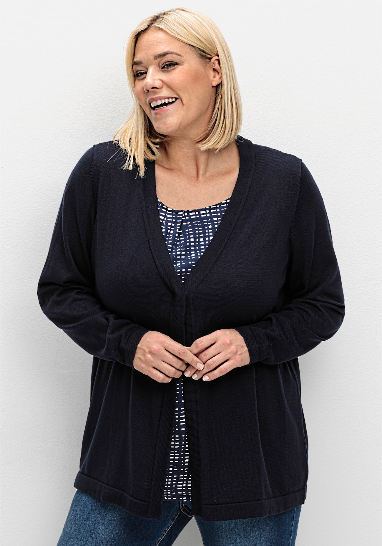 Sheego Damen Strickjacke in blau, Größe 44/46