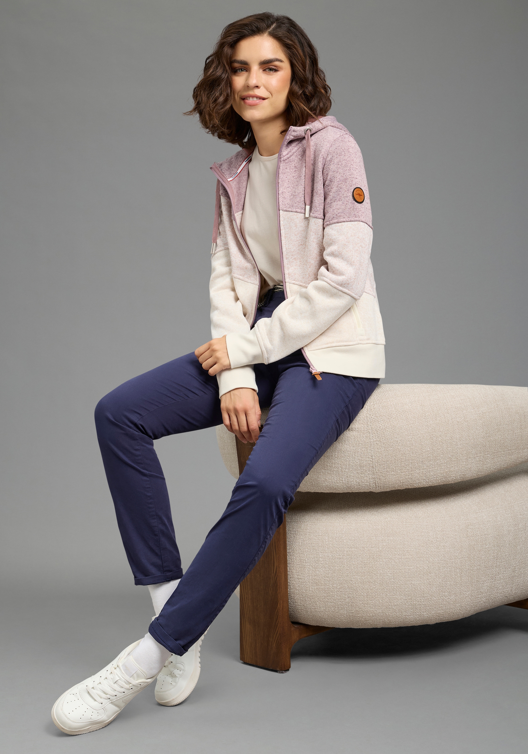 KangaROOS Strickfleecejacke mit Kapuze Strick Fleece Jacke colorblocking Übergangsjacke