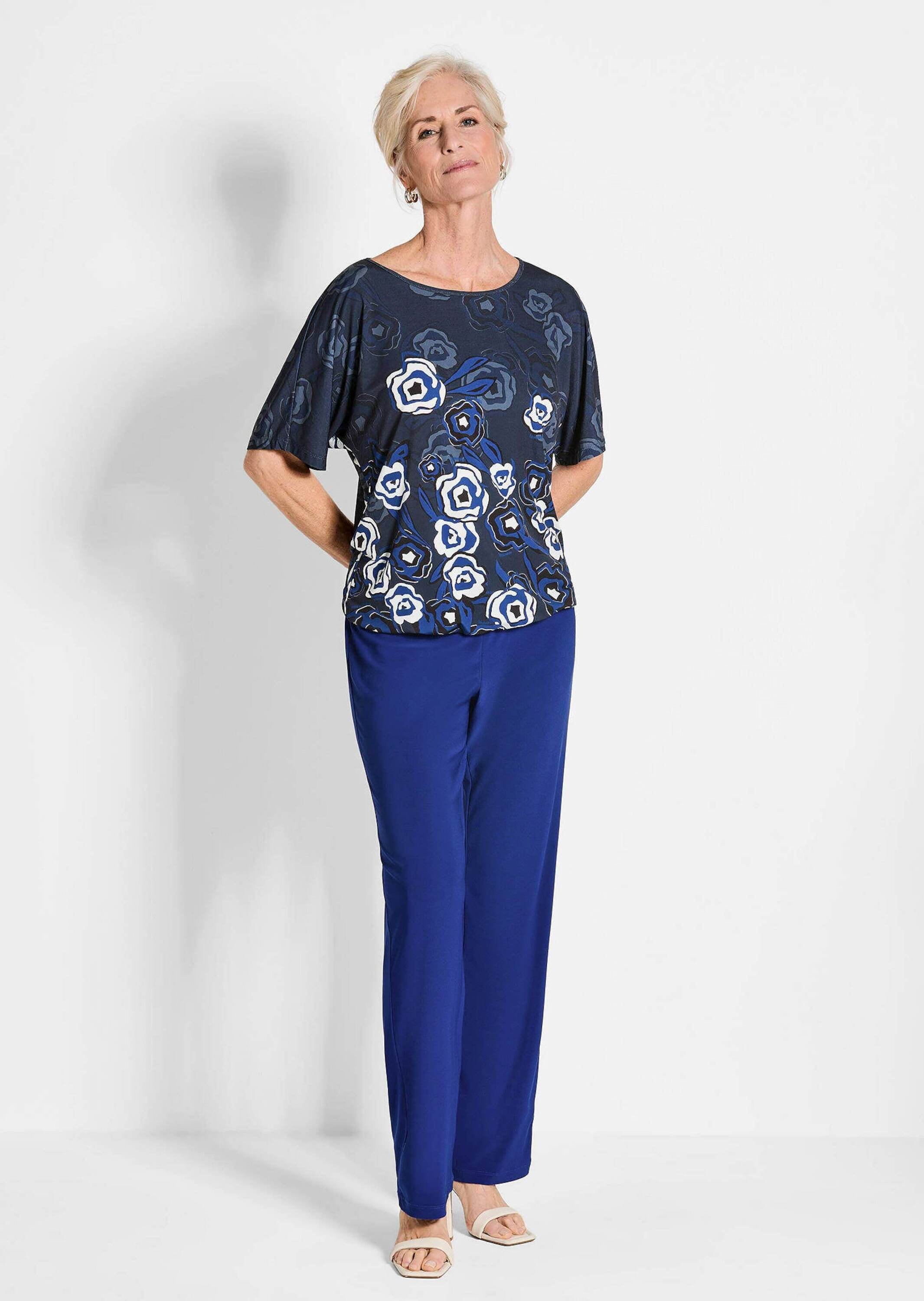 GOLDNER Kurzarmshirt »Florales Oberteil in Blau mit Halbarm« Gummibund