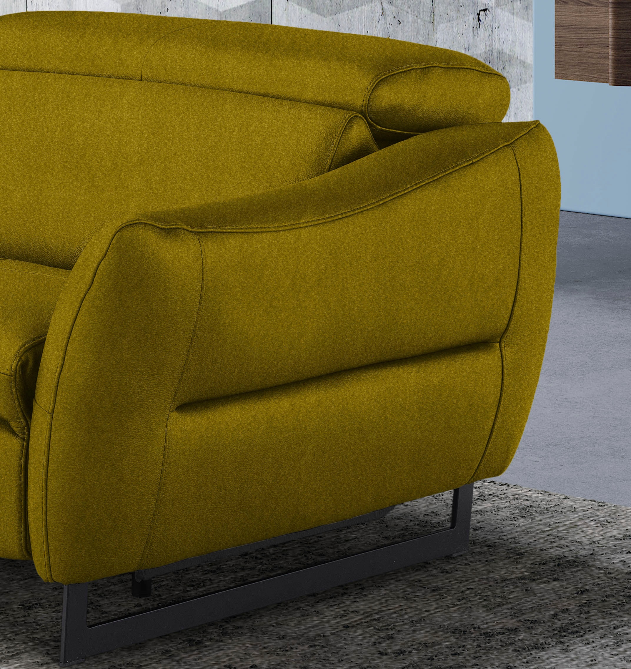 Egoitaliano 2,5-Sitzer »Dafne, elegantes Designsofa mit hohem Sitzkomfort« wahlw. mit elektrischer Relaxfunktion, Kopfteile manuell verstellbar