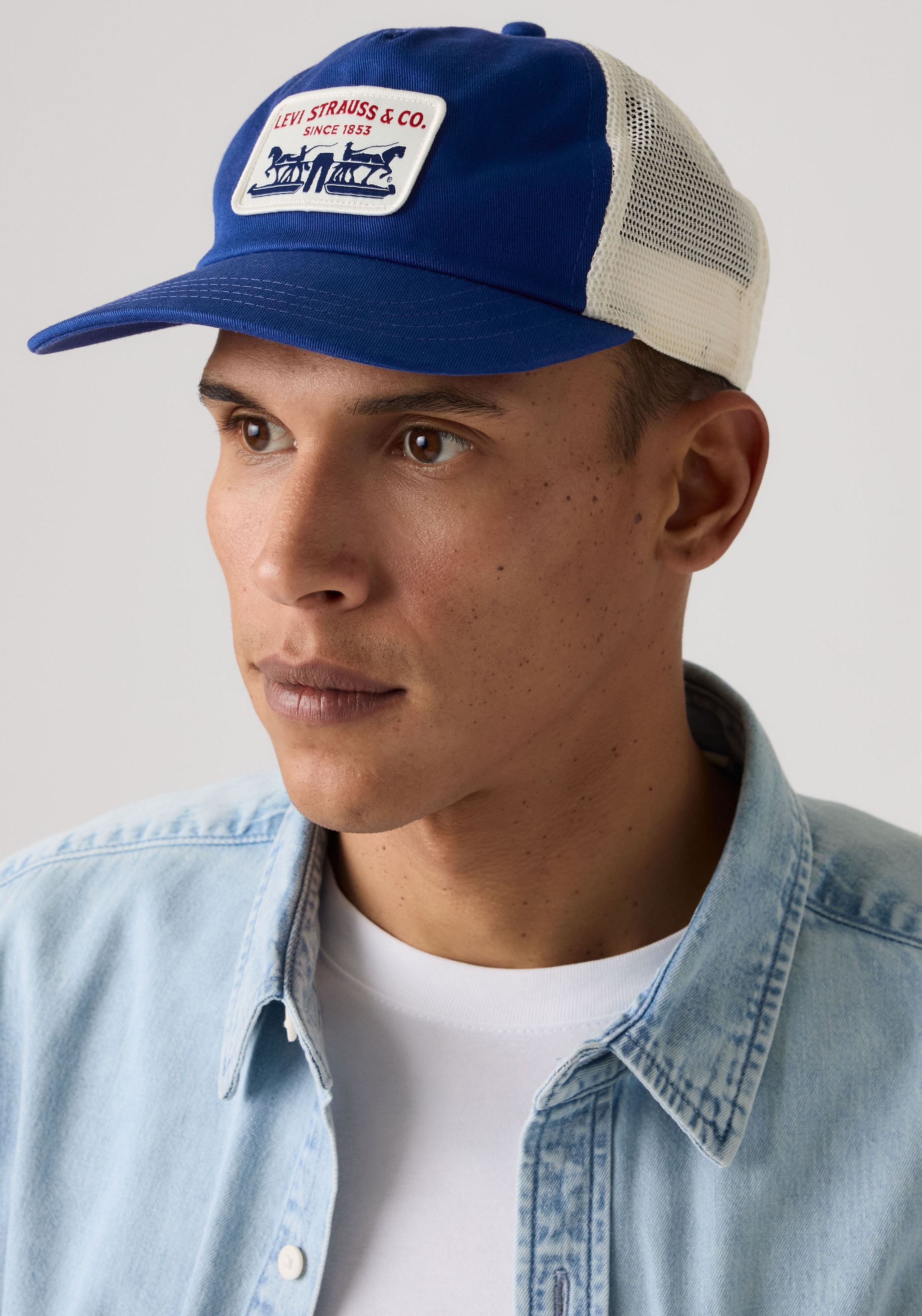 Levi's® Trucker Cap »PRESIDIO TRUCKER« mit Logo Stickerei