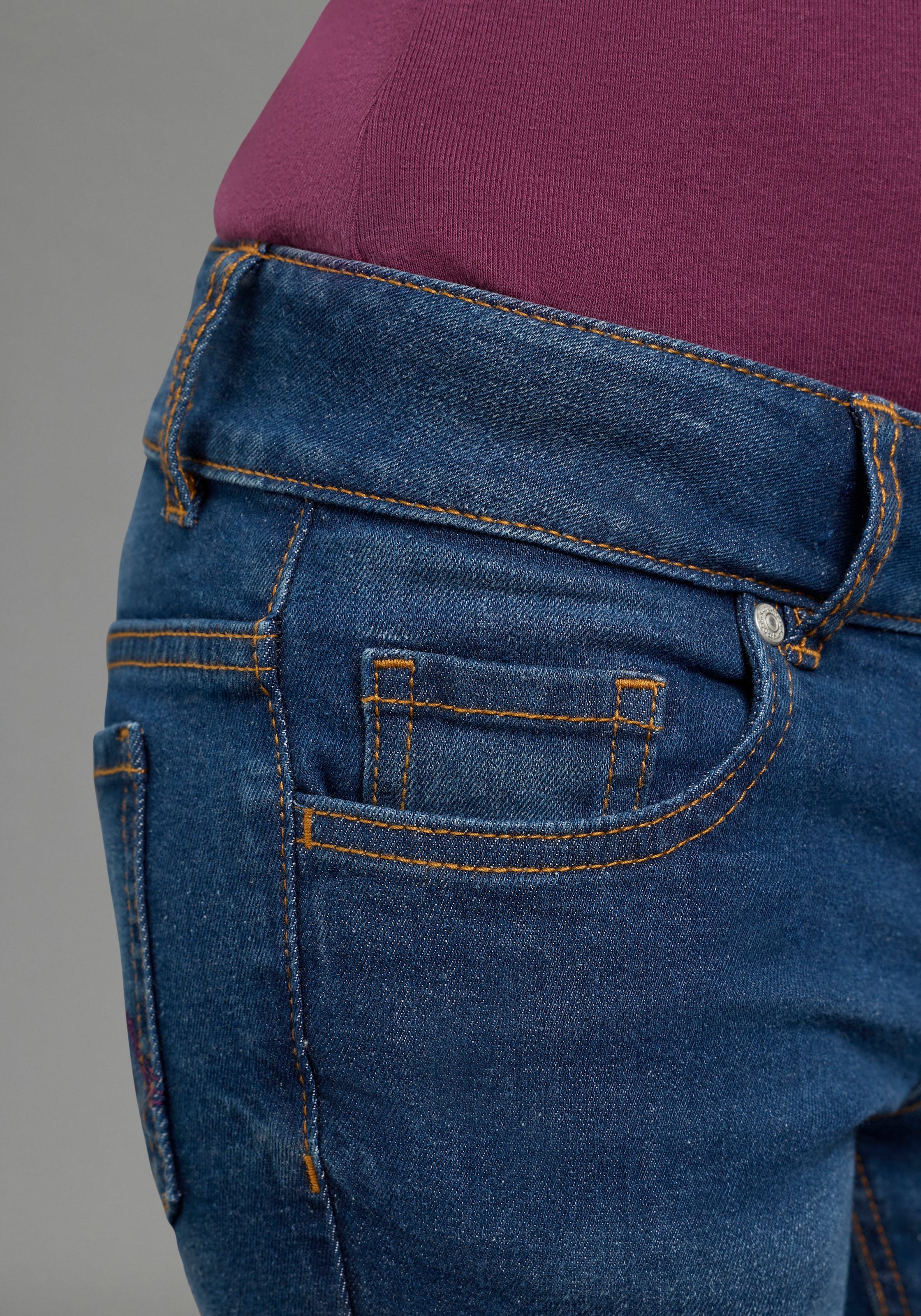 KangaROOS Bootcut-Jeans »Stretchjeans Boot Cut« Modische Jeans, authentische Waschung