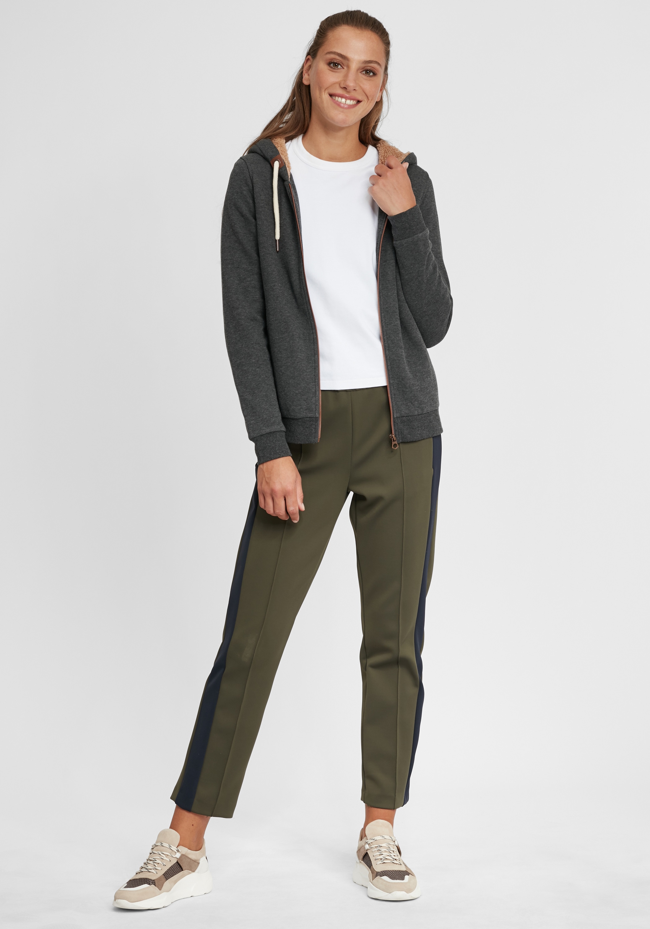 OXMO Sweatjacke »Sweatjacke OXVicky«