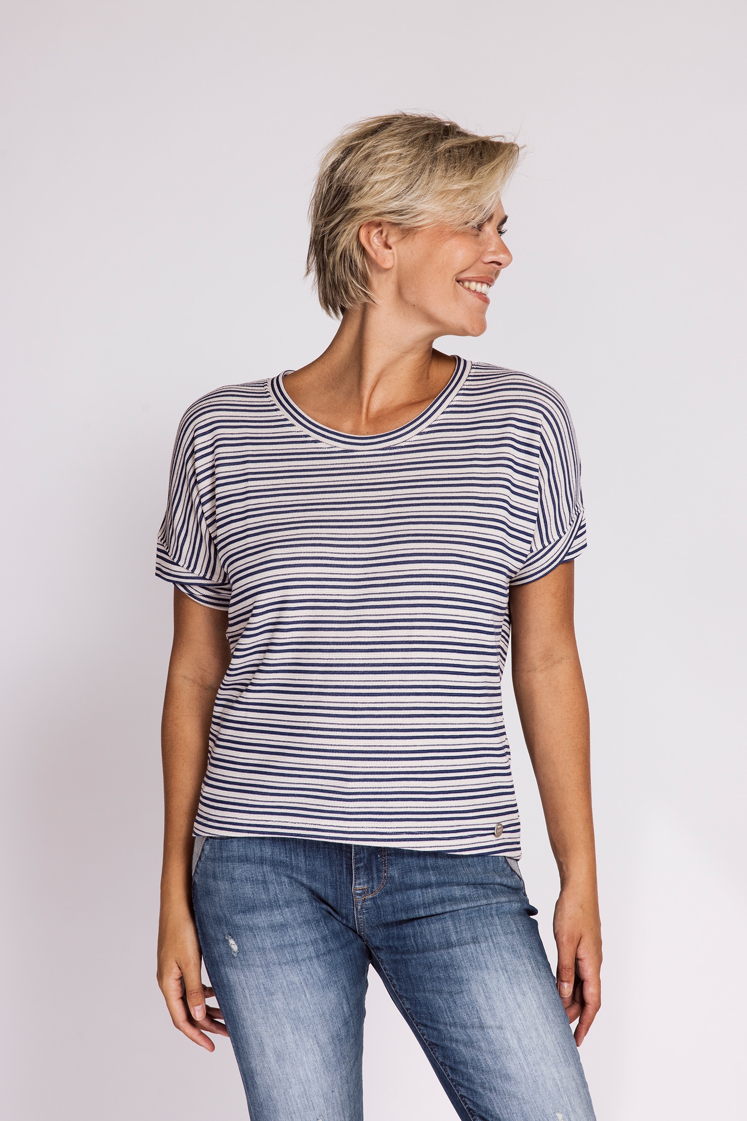 Zhrill Rundhalsshirt »RAHEL T-Shirt« Regular Fit, Kurzarm-Design, vorgewaschene Optik